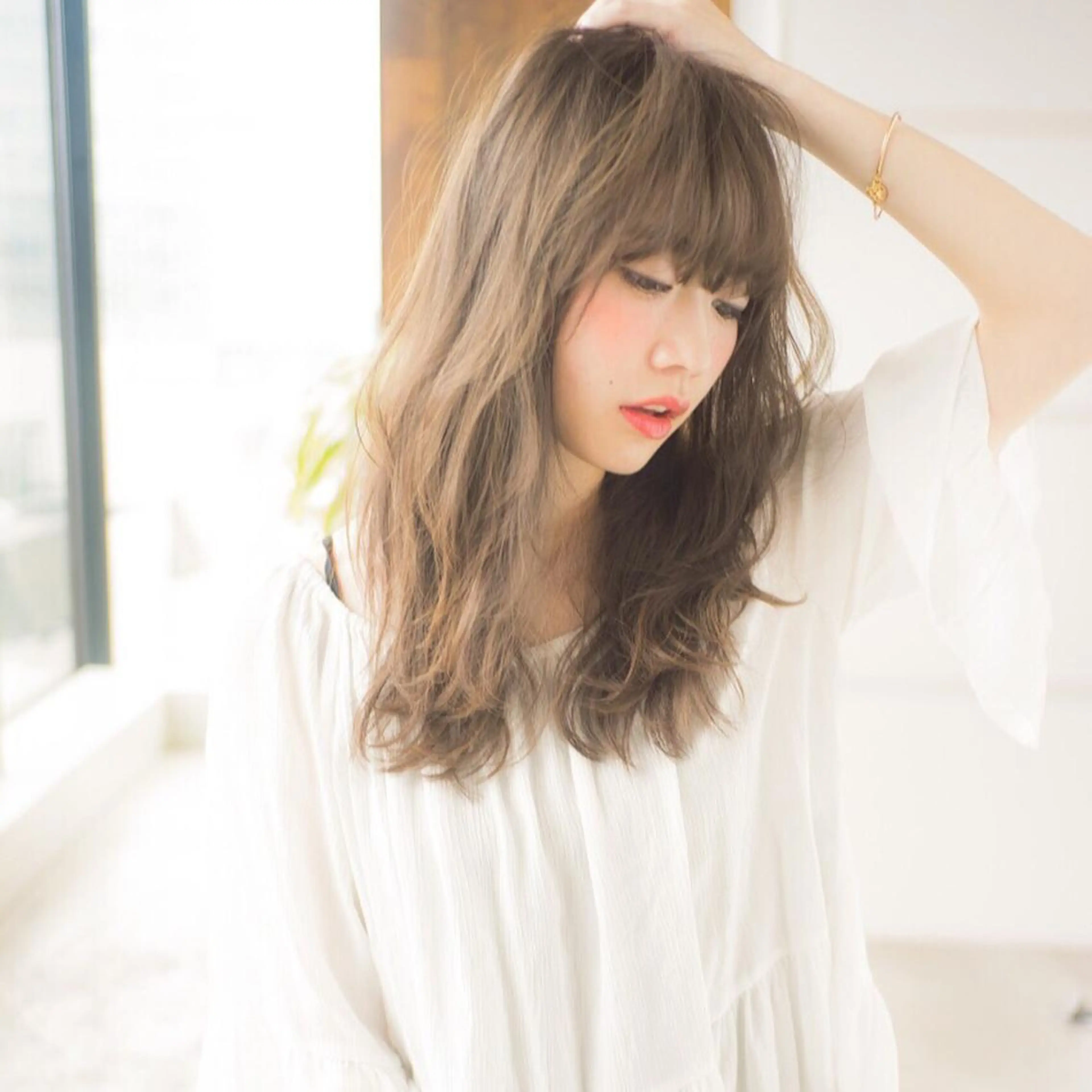 セミロング おしゃれ染めで白髪を 染める/山口玲緒奈のヘアスタイル