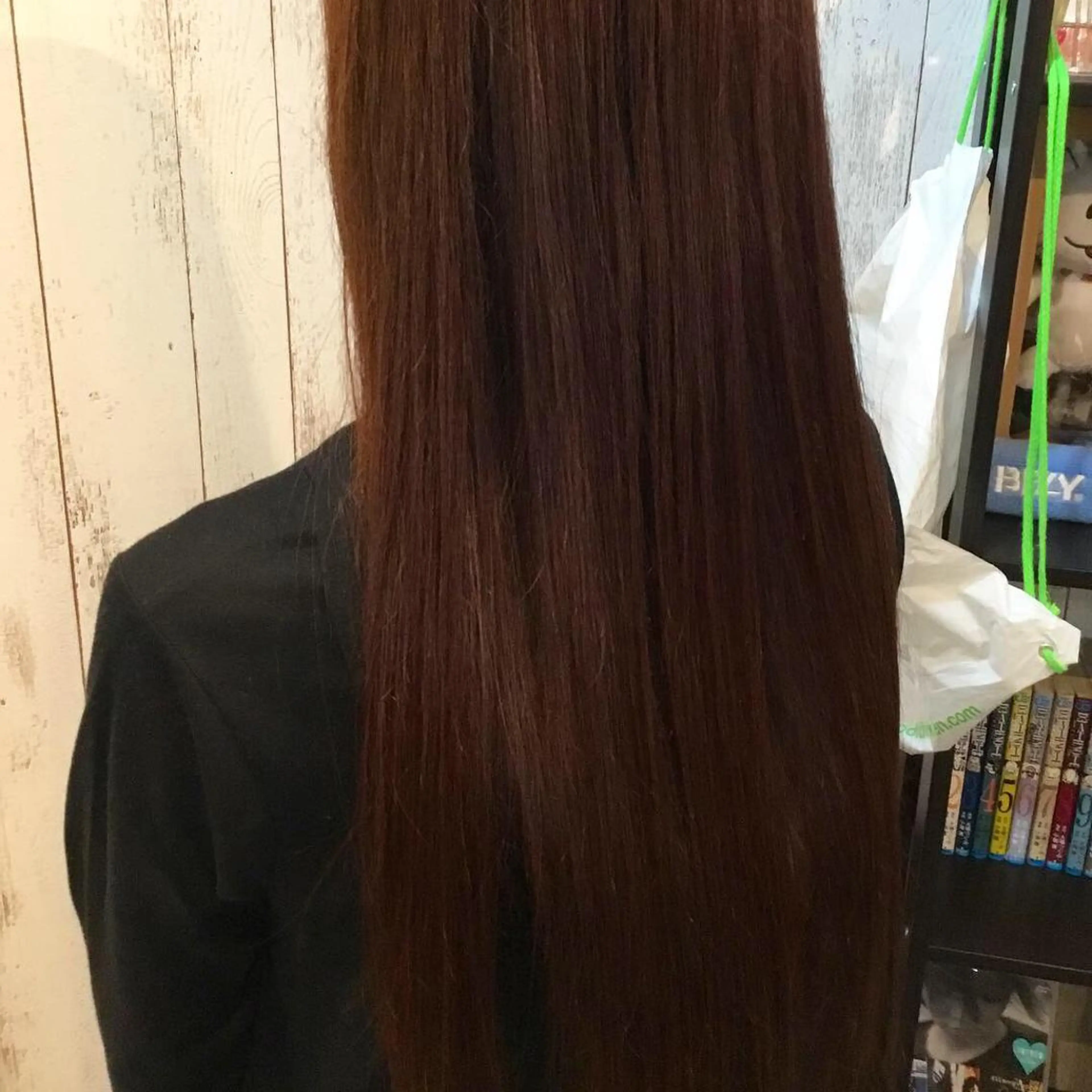 ロング カラー embrace エンブレイスのヘアスタイル