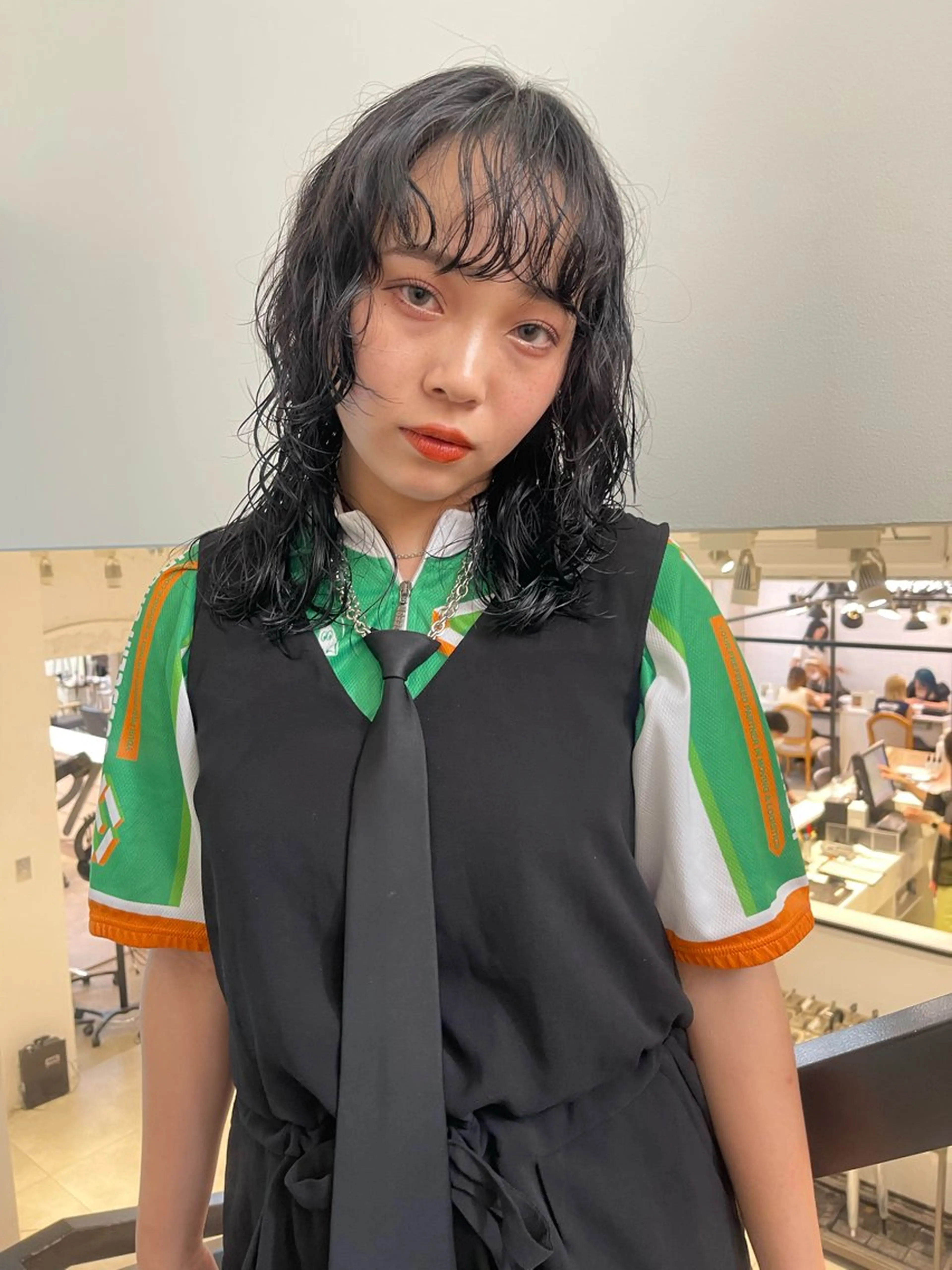 セミロング カラー zestKalon 🔗IBUのヘアスタイル