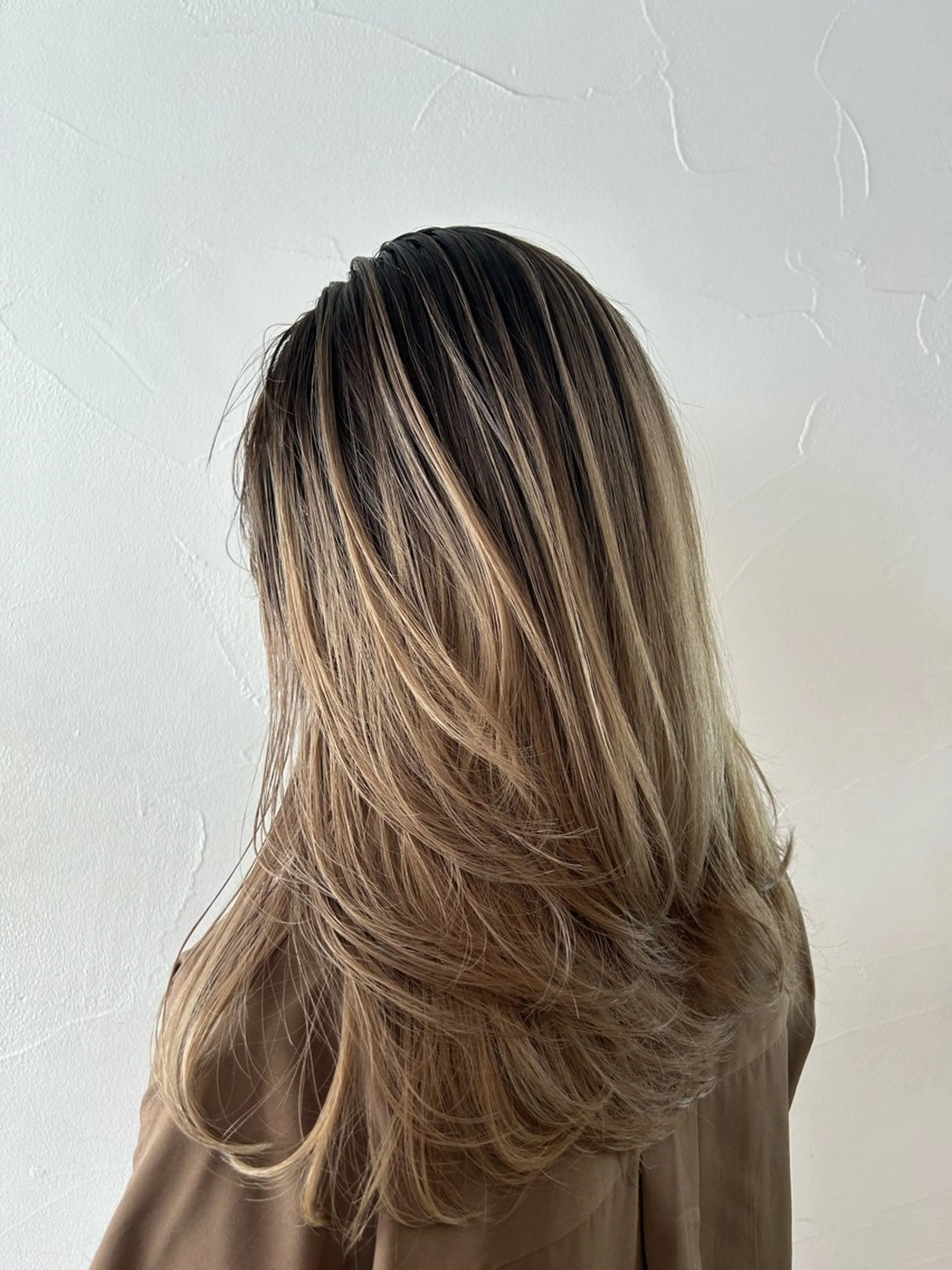 ロング カラー バレイヤージュ レイヤーカット COVO所属・レイヤー/韓国ヘア yunaのヘアスタイル