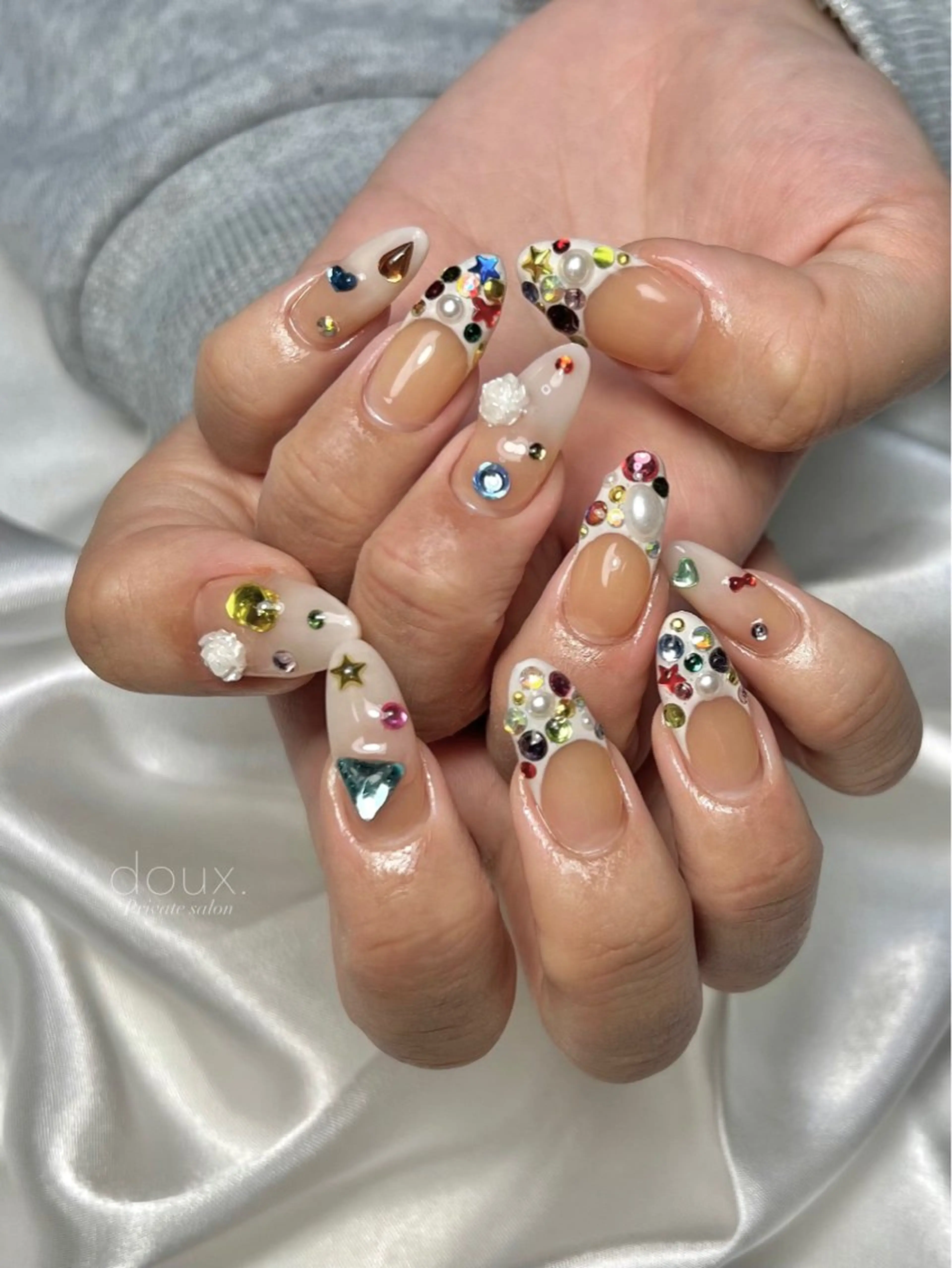 ネイル フラッシュネイル フレンチネイル ハート 韓国ネイル マグネットネイル ハンドネイル doux. nailのネイルデザイン