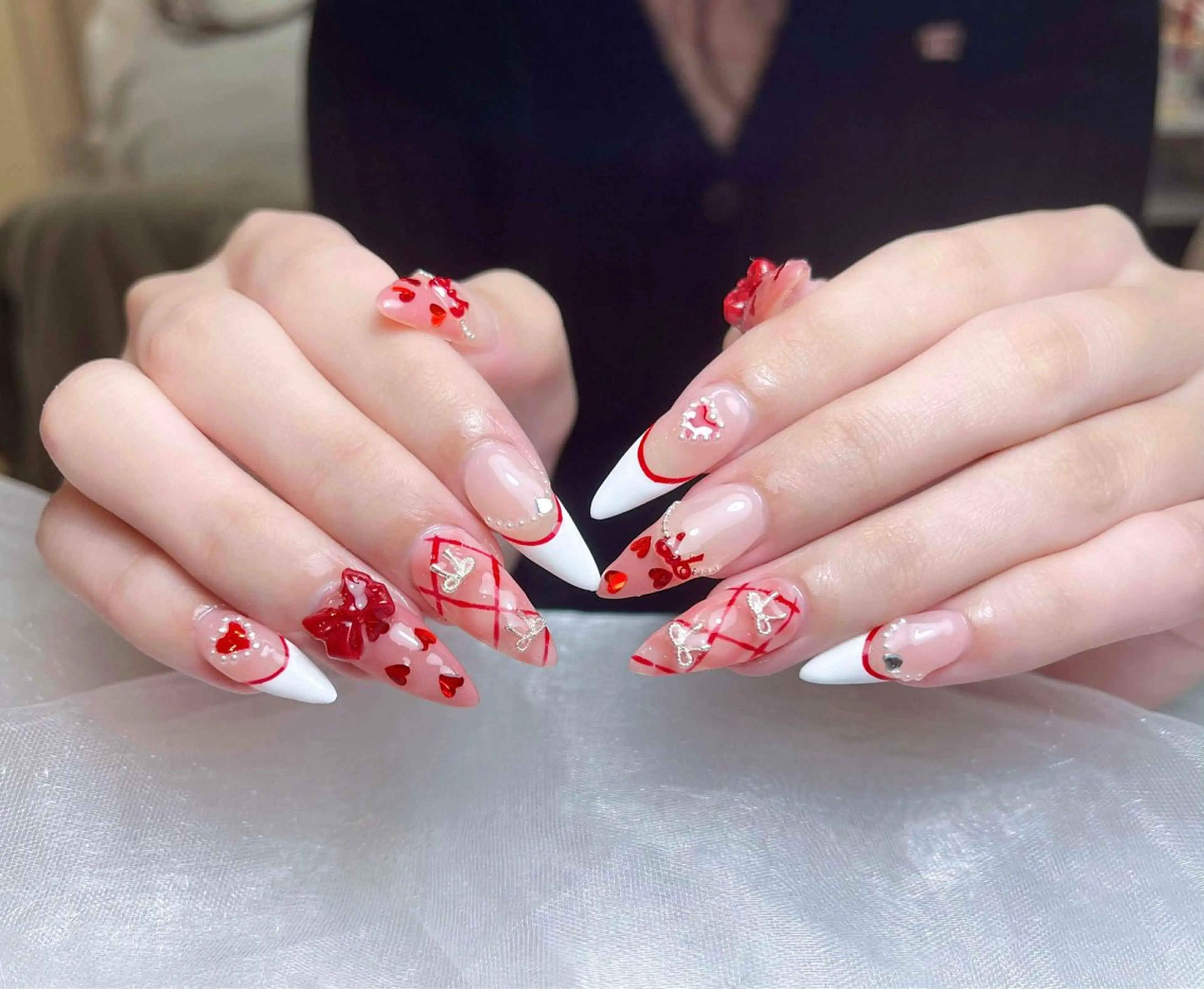 ネイル フレンチネイル ジェルネイル ガーリー 韓国ネイル ロングネイル ハンドネイル NieNail Nezukoのネイルデザイン