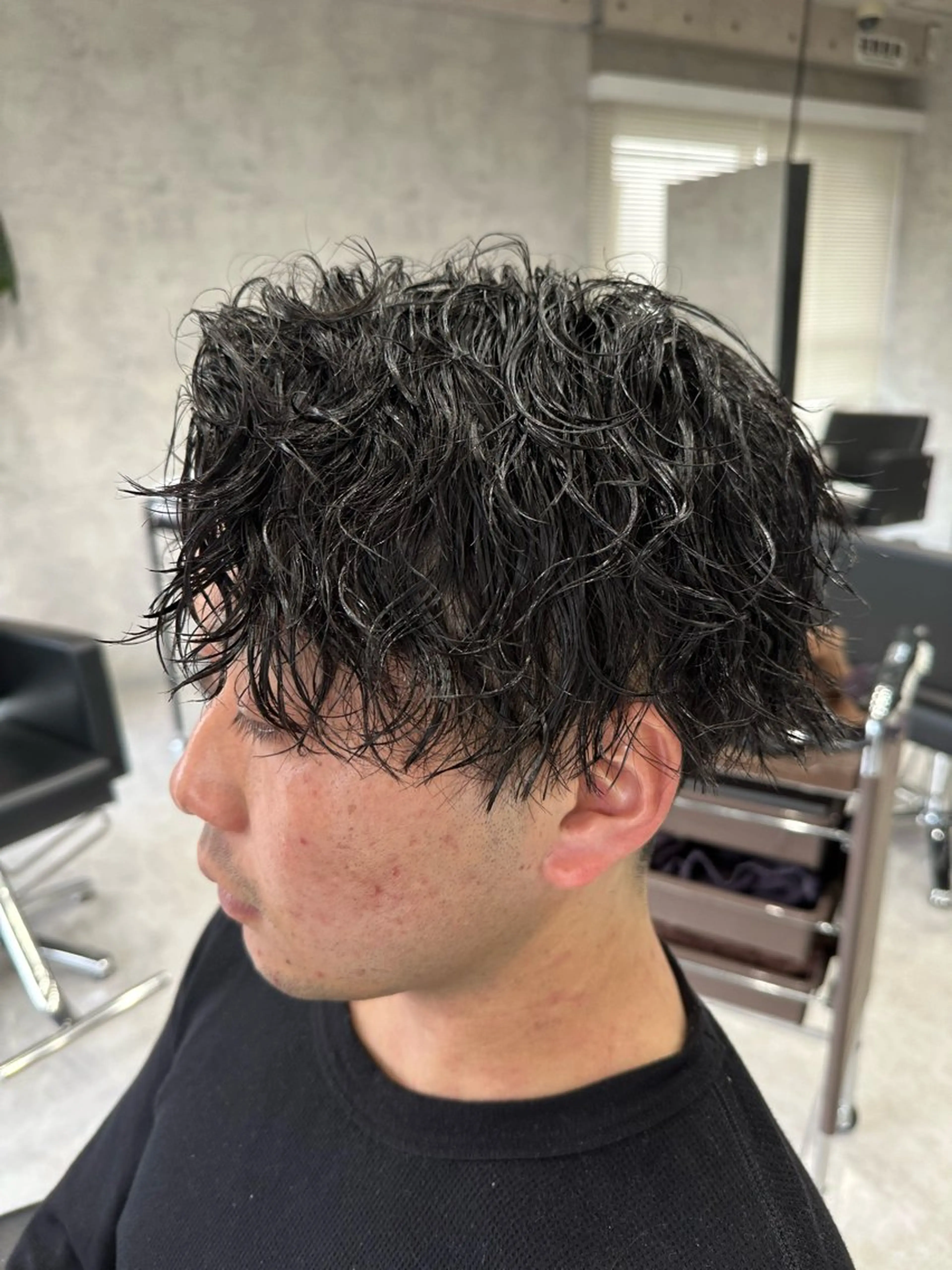 ショート パーマ メンズ カット ユウ🪄 パーマ指名No1のヘアスタイル