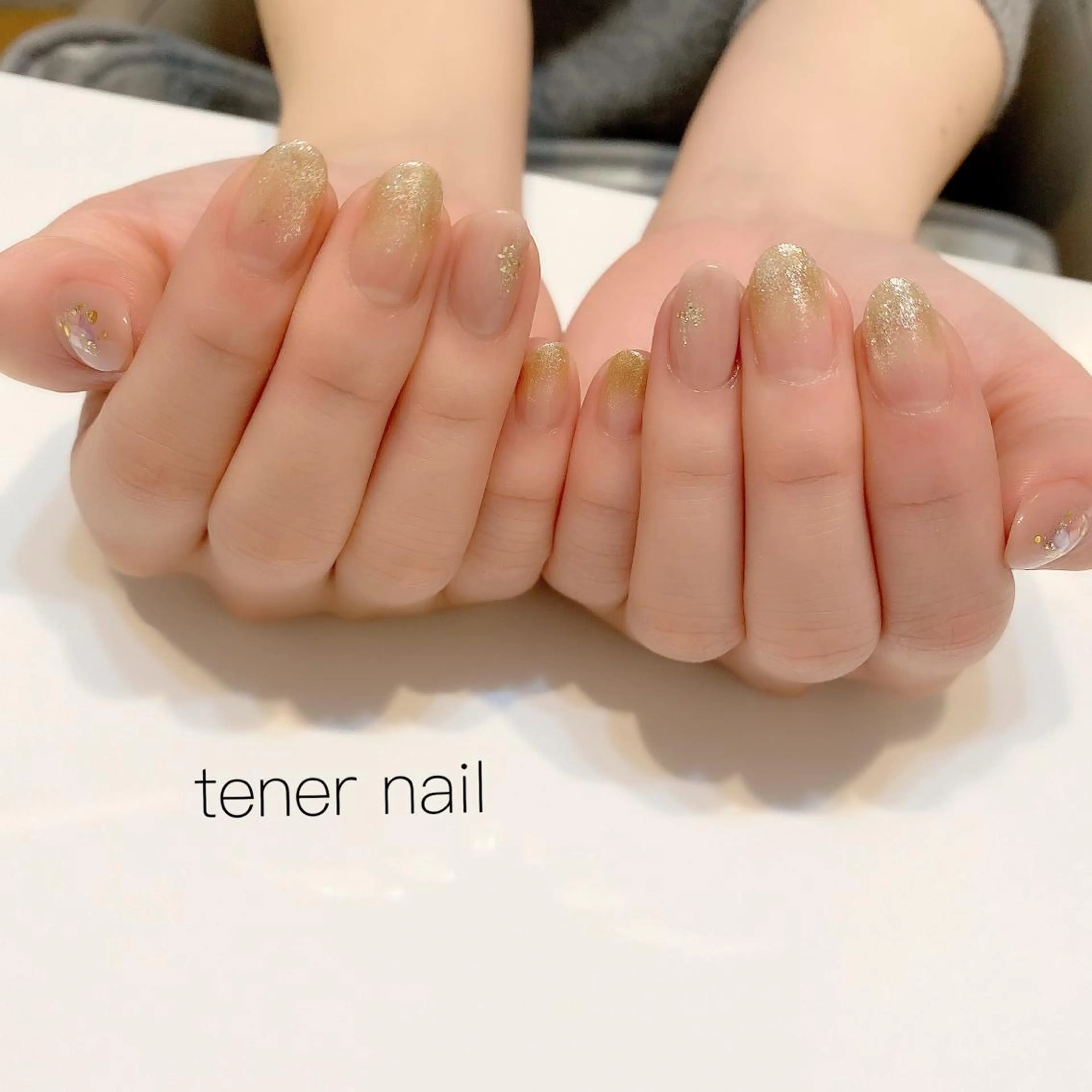 ネイル キラキラネイル ラメ(グリッター) ピンク テネルネイル tener nailのネイルデザイン