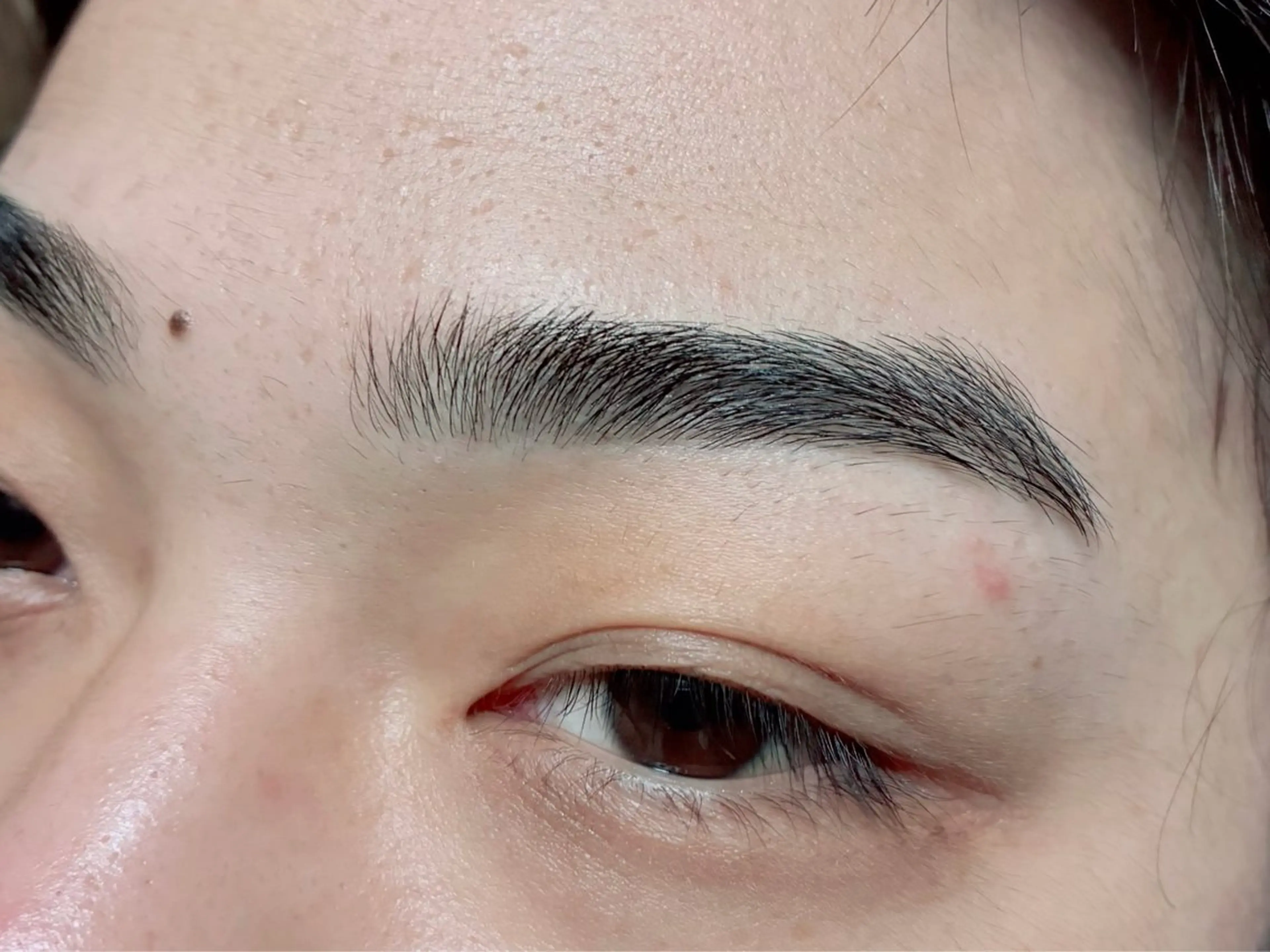 アイブロウ ワックス脱毛 眉カット その他(アイブロウ) EYES YUNのマツエク・マツパデザイン