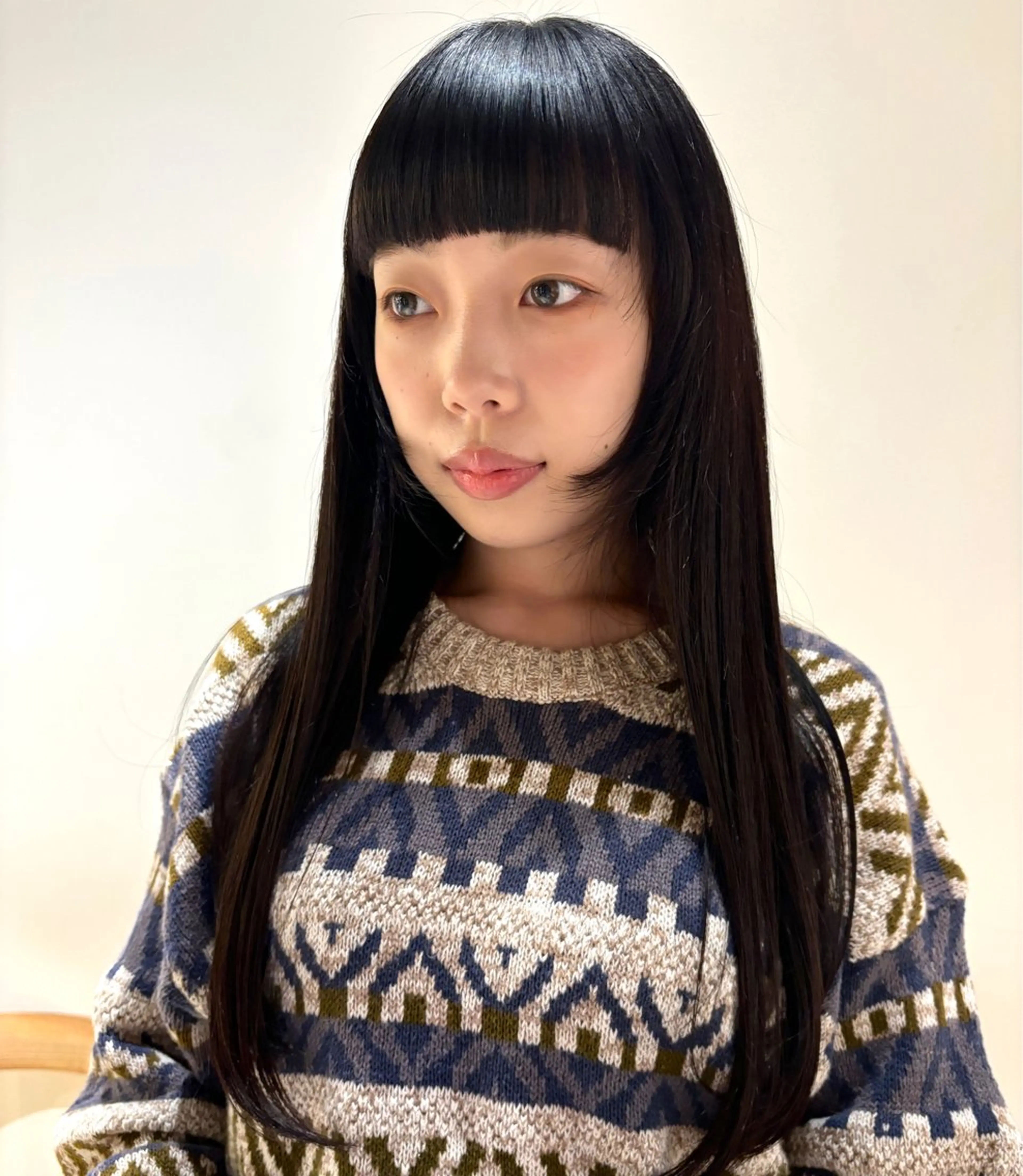 ロング カラー グレージュ ワイドバング カット やまもと さえのヘアスタイル