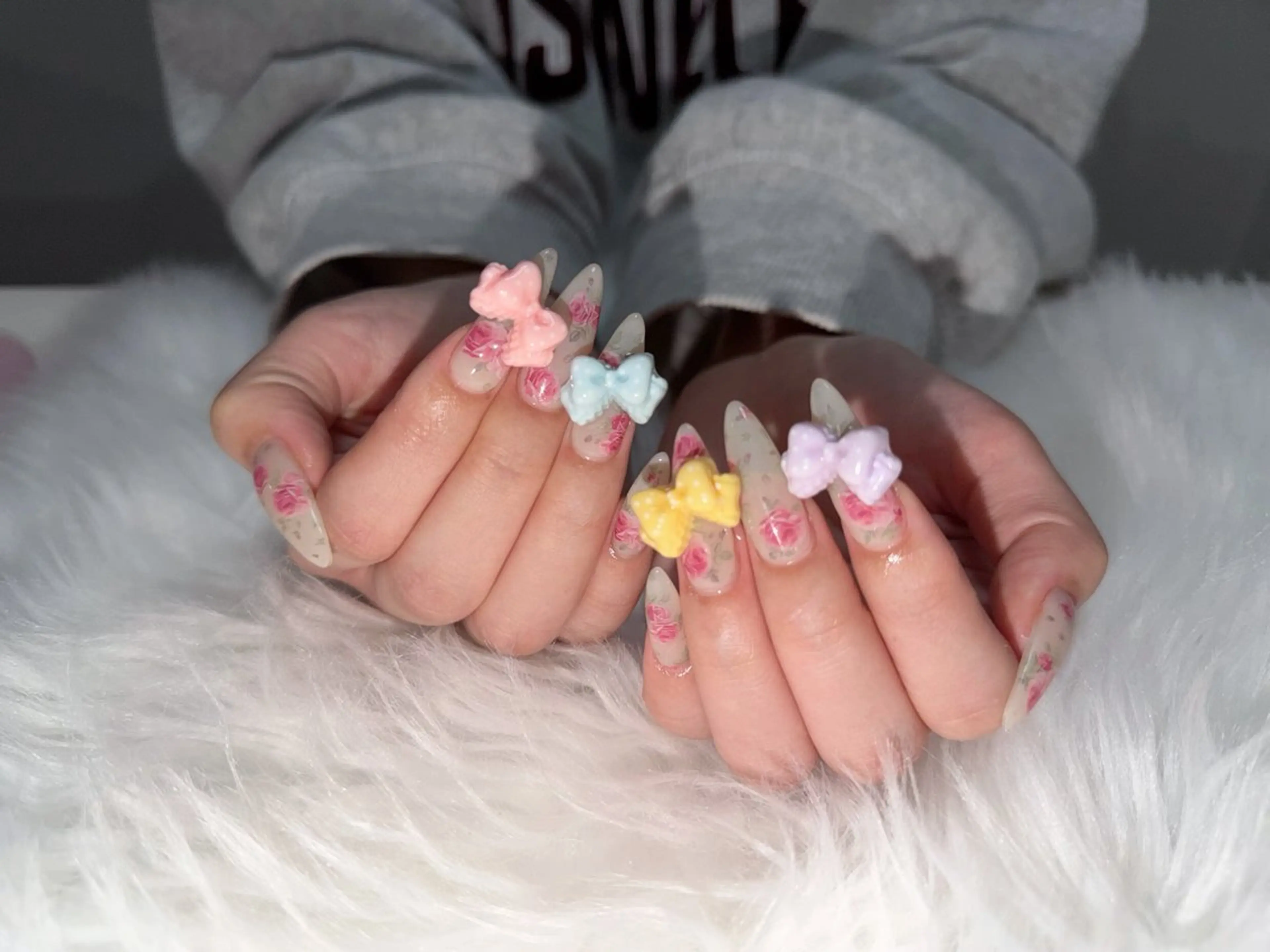 ネイル 持ち込み ハンドネイル BERA NAILSのネイルデザイン