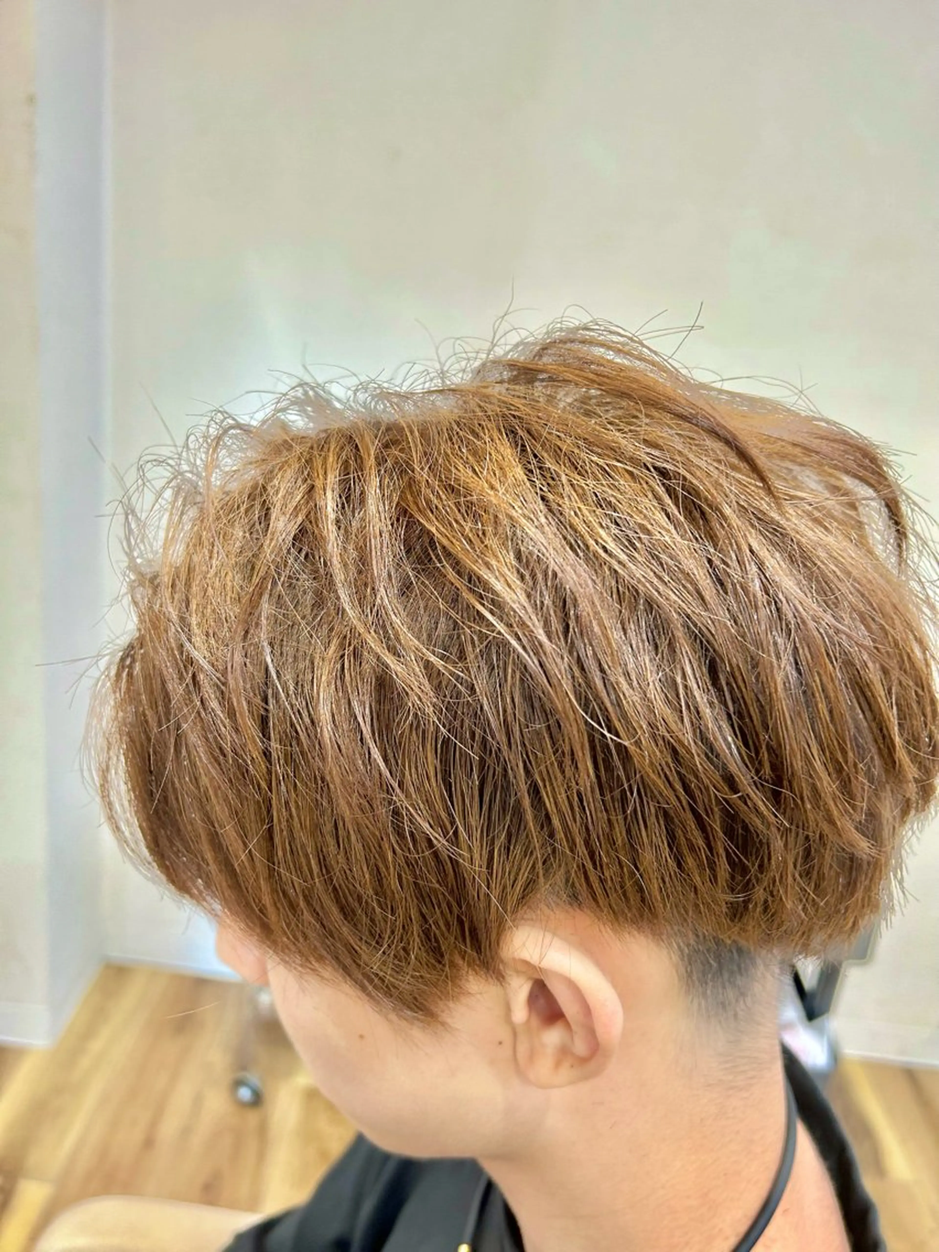 ショート メンズ センターパート カット 藤森 達也のヘアスタイル