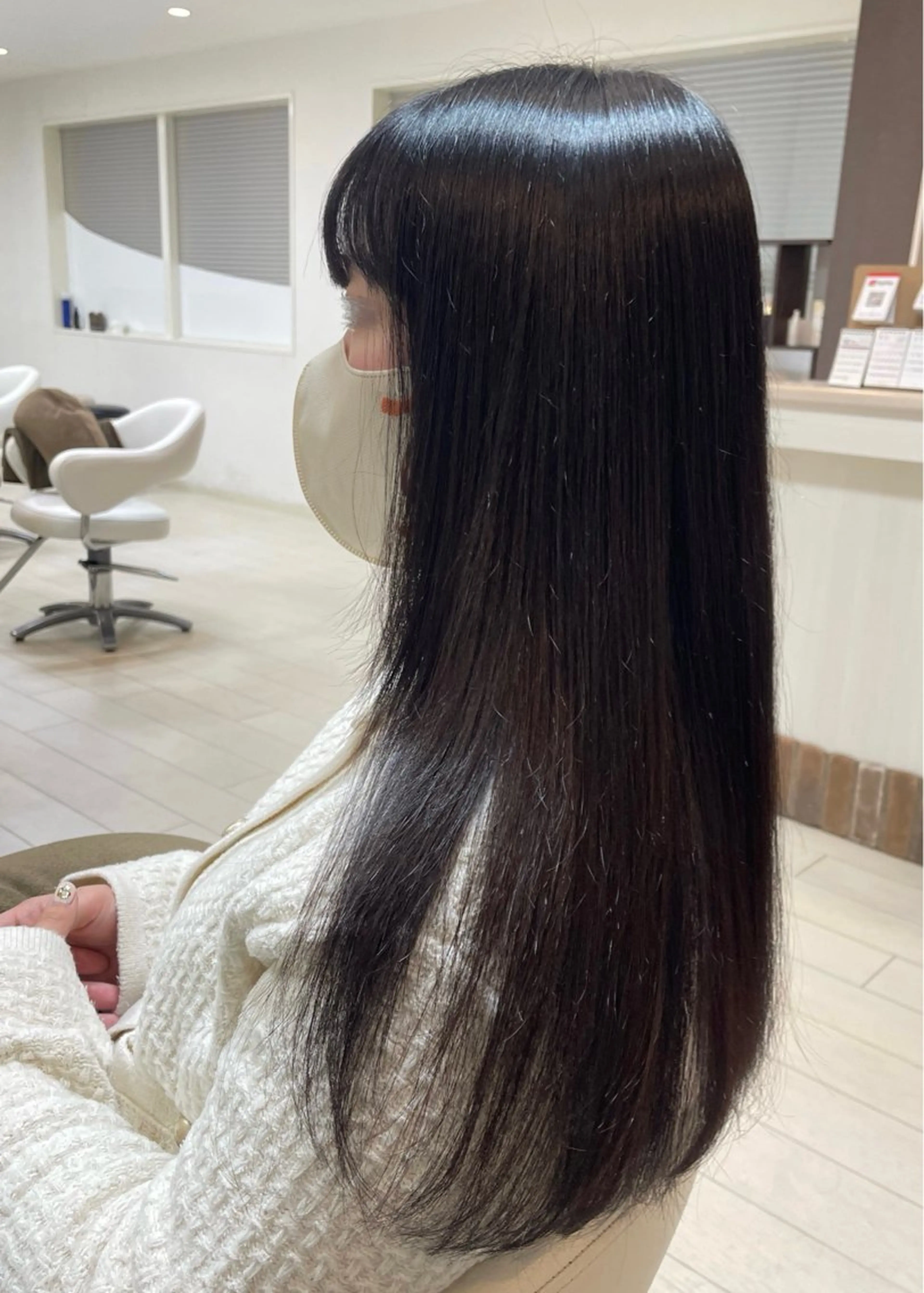 ロング レイヤーカット ロング アミーベル🧸🧡 本店✂️しおりのヘアスタイル