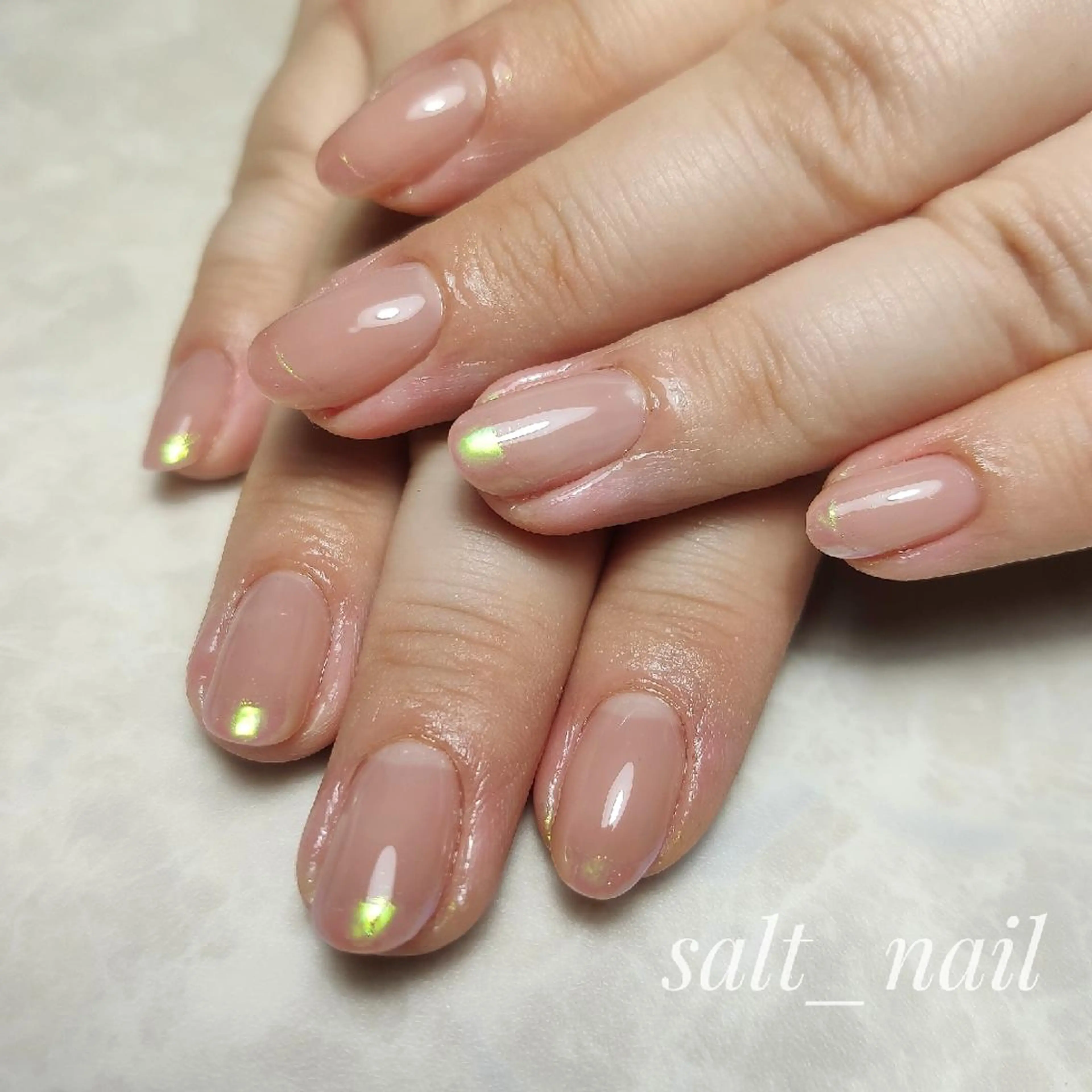 ネイル オーロラネイル フレンチネイル 個人サロン saltnailのネイルデザイン