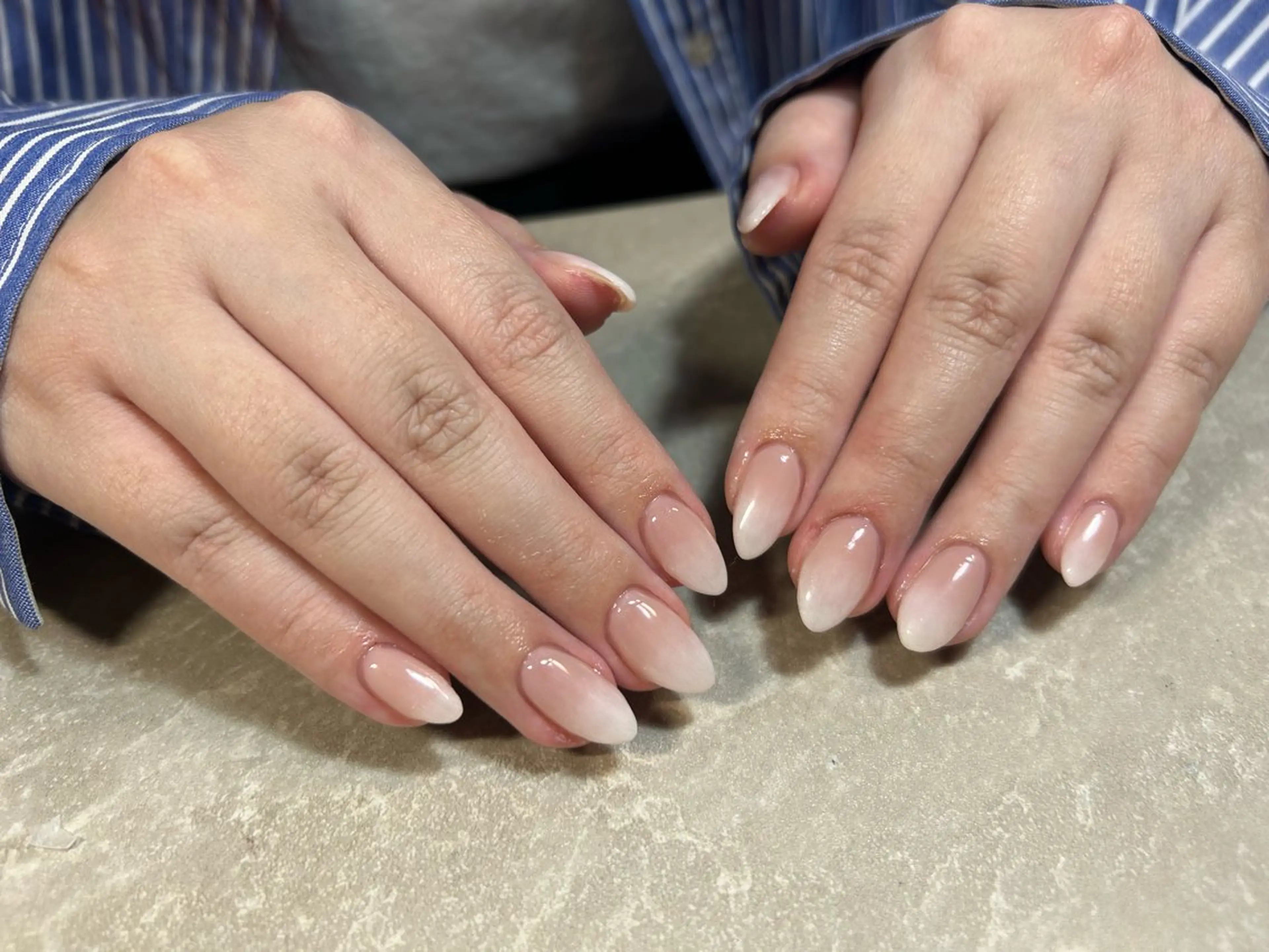 グラデーションネイルの写真