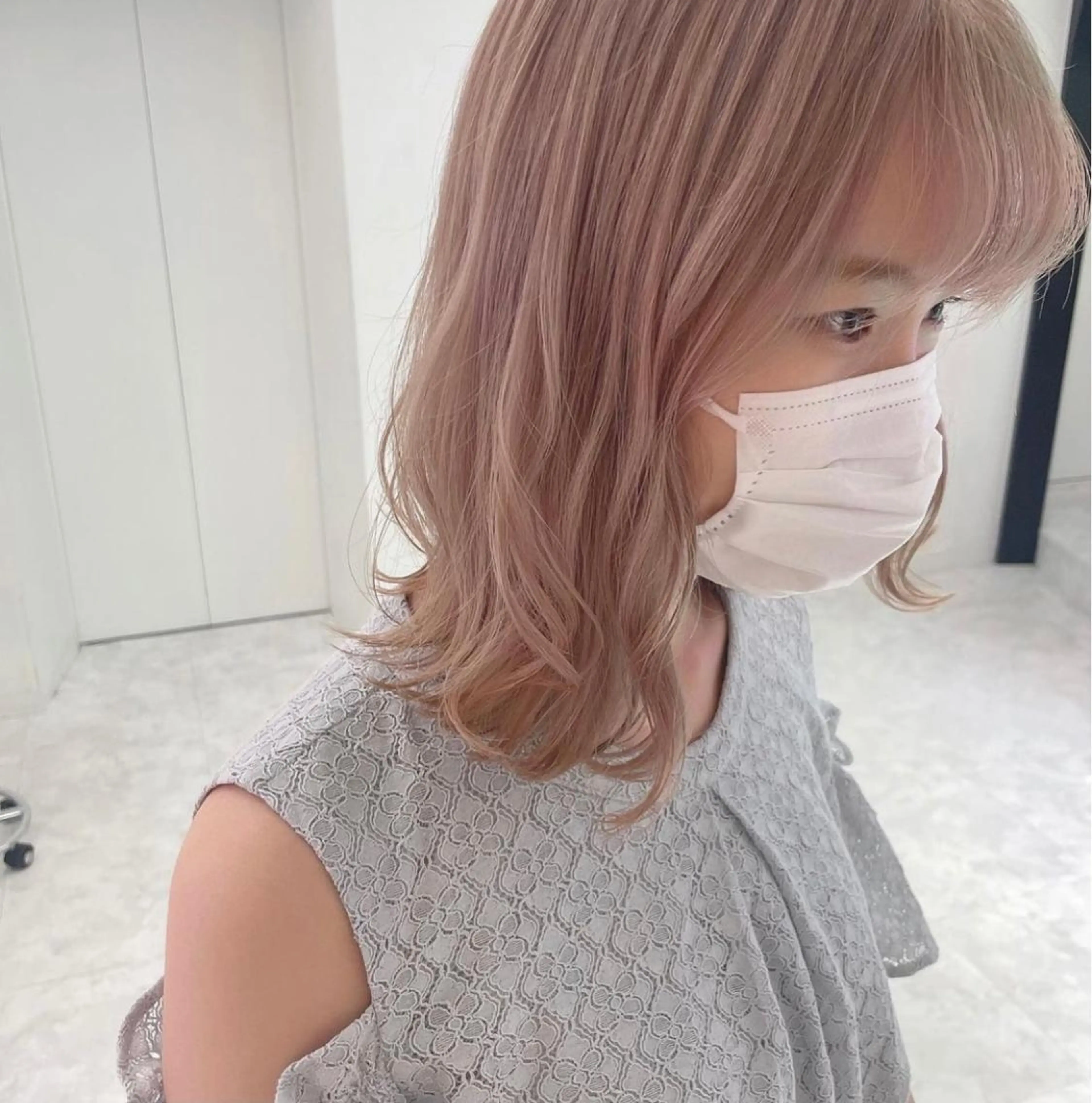 ミディアム カラー ヘアカラー 💗🤍透明感カラー 🤍💗kanonのヘアスタイル