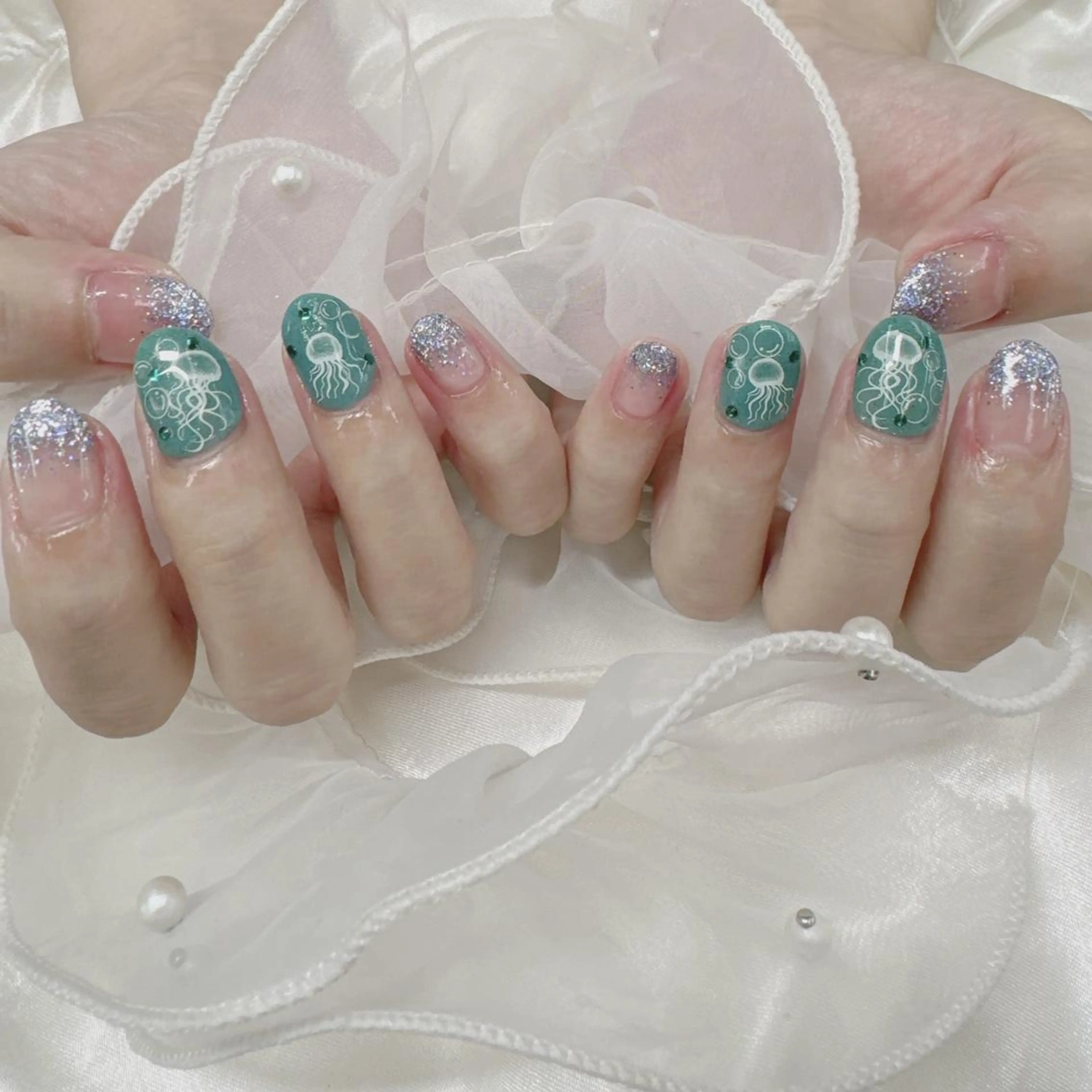 ネイル Nail salon Honey Beeのネイルデザイン