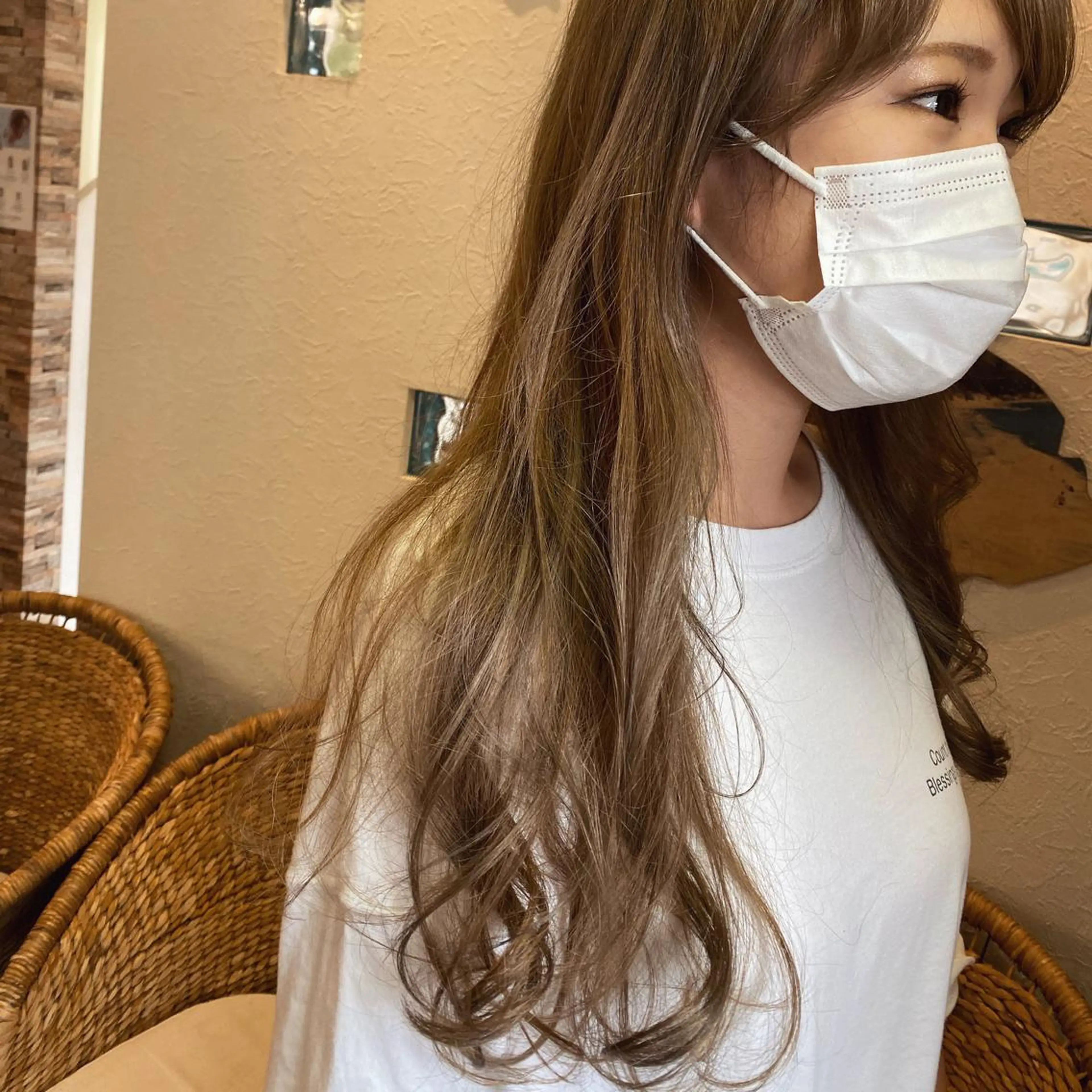 ロング カラー ブリーチ グレージュ 三浦 健太郎のヘアスタイル