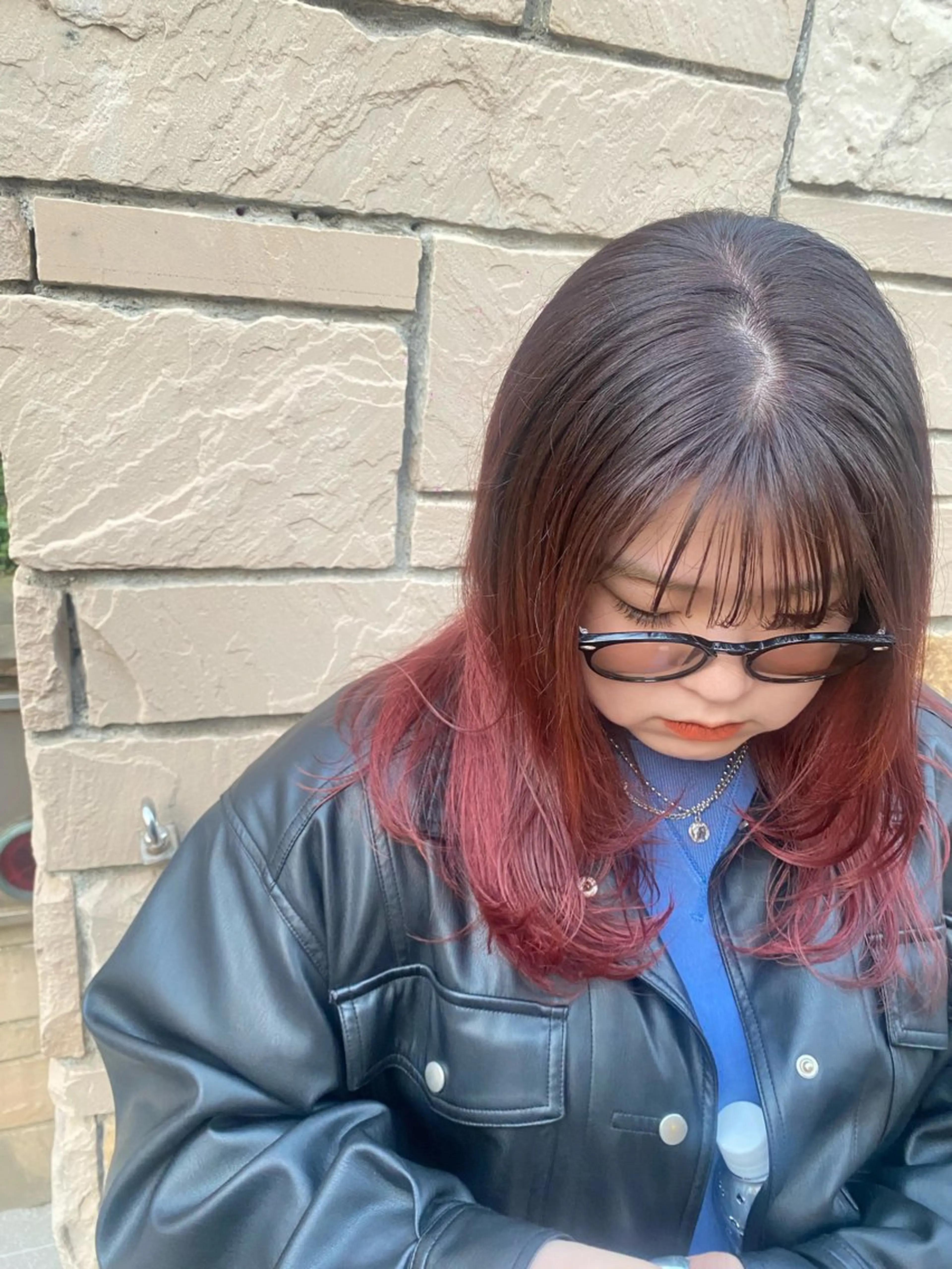 ミディアム 八木 聖華のヘアスタイル