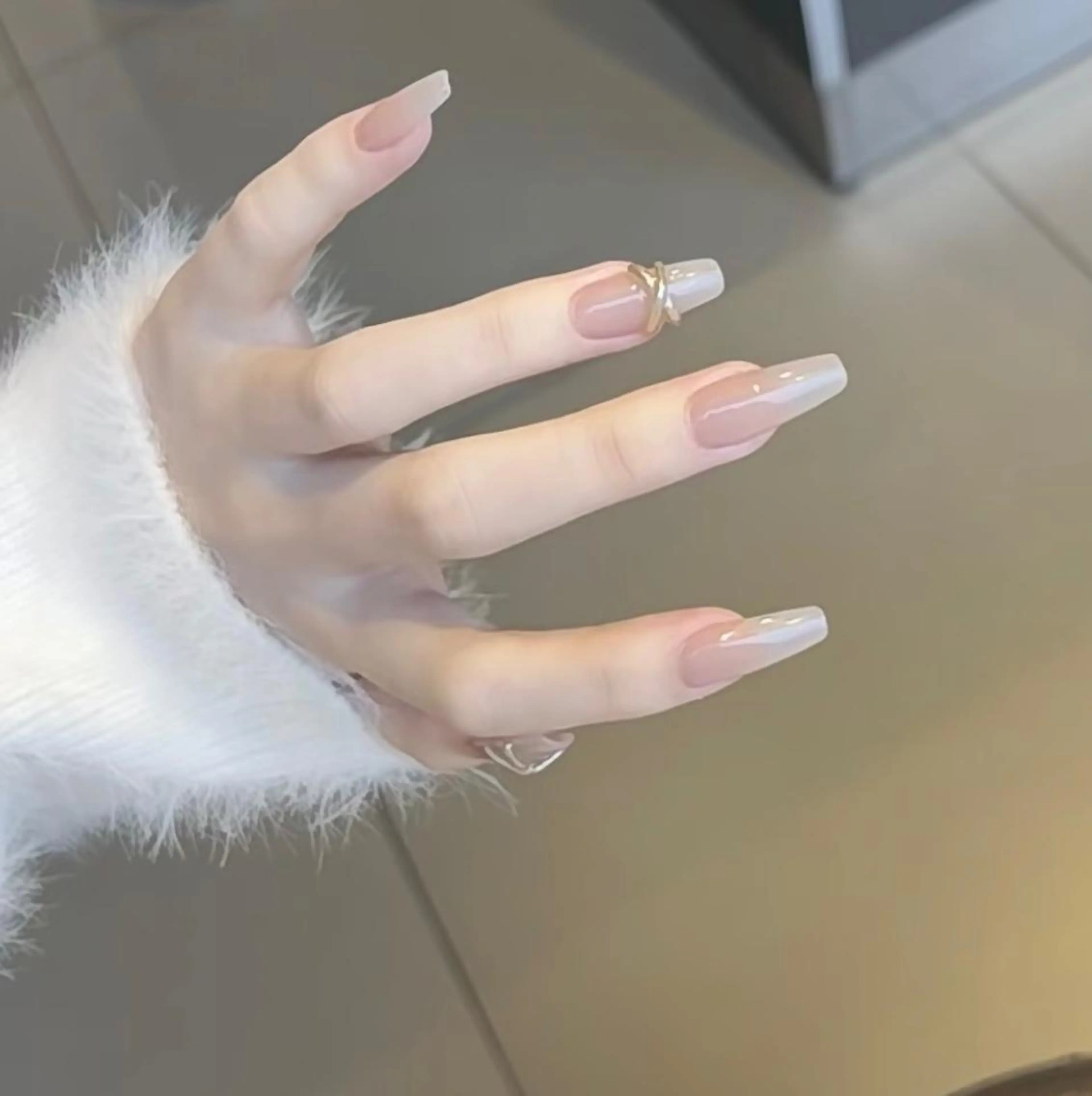 ネイル 💅E•U•B NAIL🌹所属・横浜市中区曙町 ネイルE·U·Bのネイルデザイン