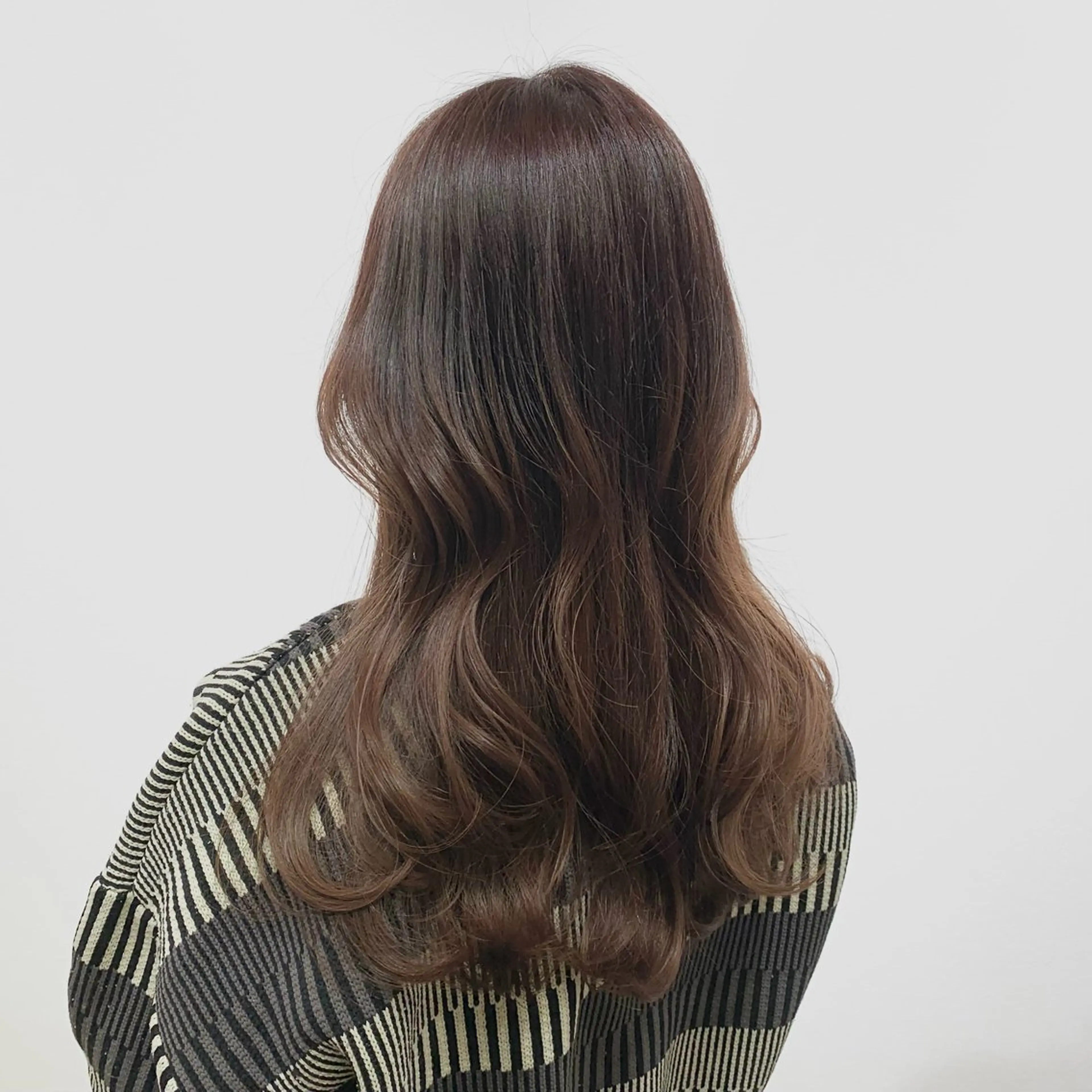 ロング カラー ヘアアレンジ キヨミ 韓国レイヤーカットのヘアスタイル