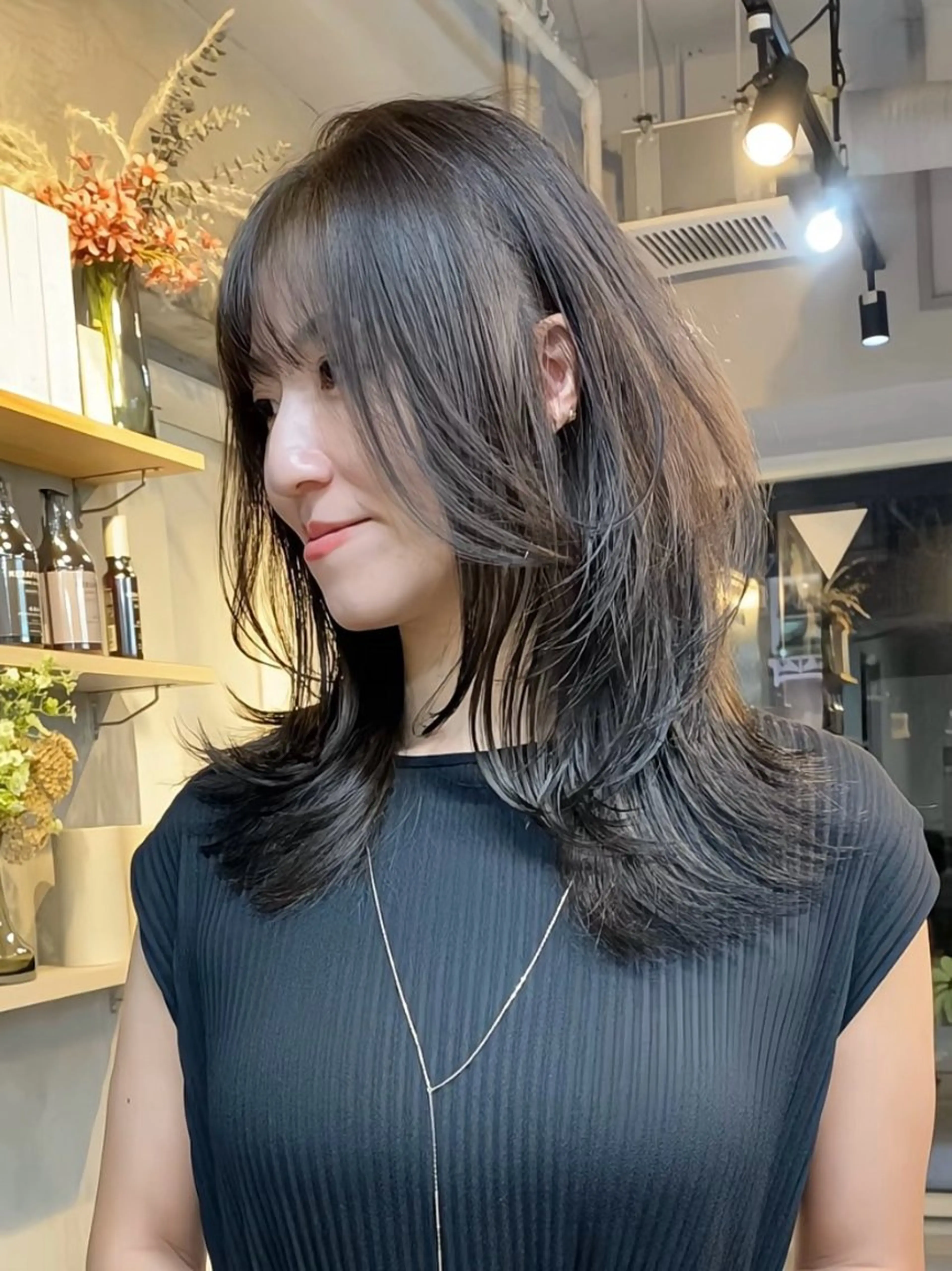 セミロング レイヤーカット カット ヘアカラー FORT所属・レイヤー/髪質改善 池本　紘之のヘアスタイル