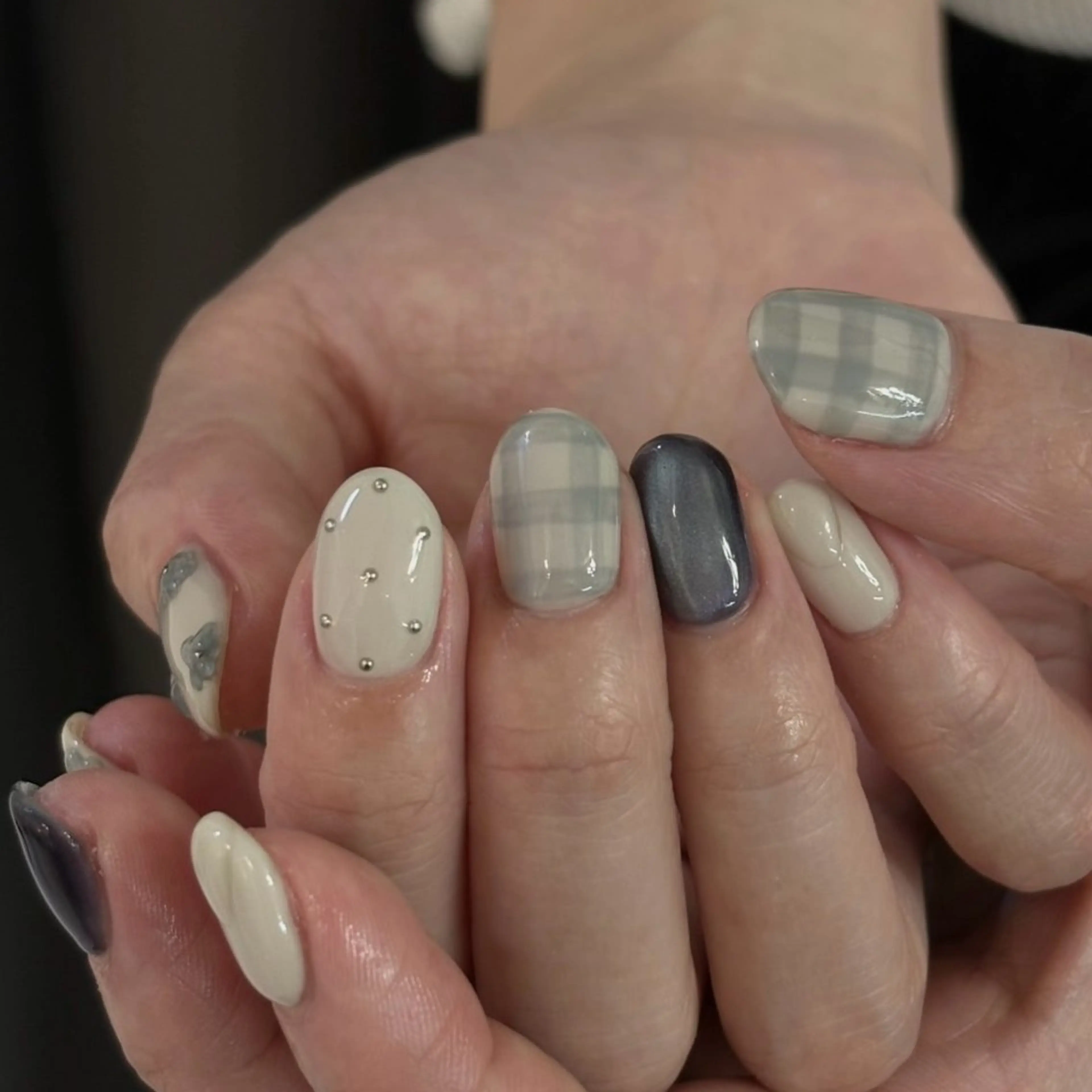 ネイル シンプルネイル ハンドネイル 佐藤 渚紗のネイルデザイン