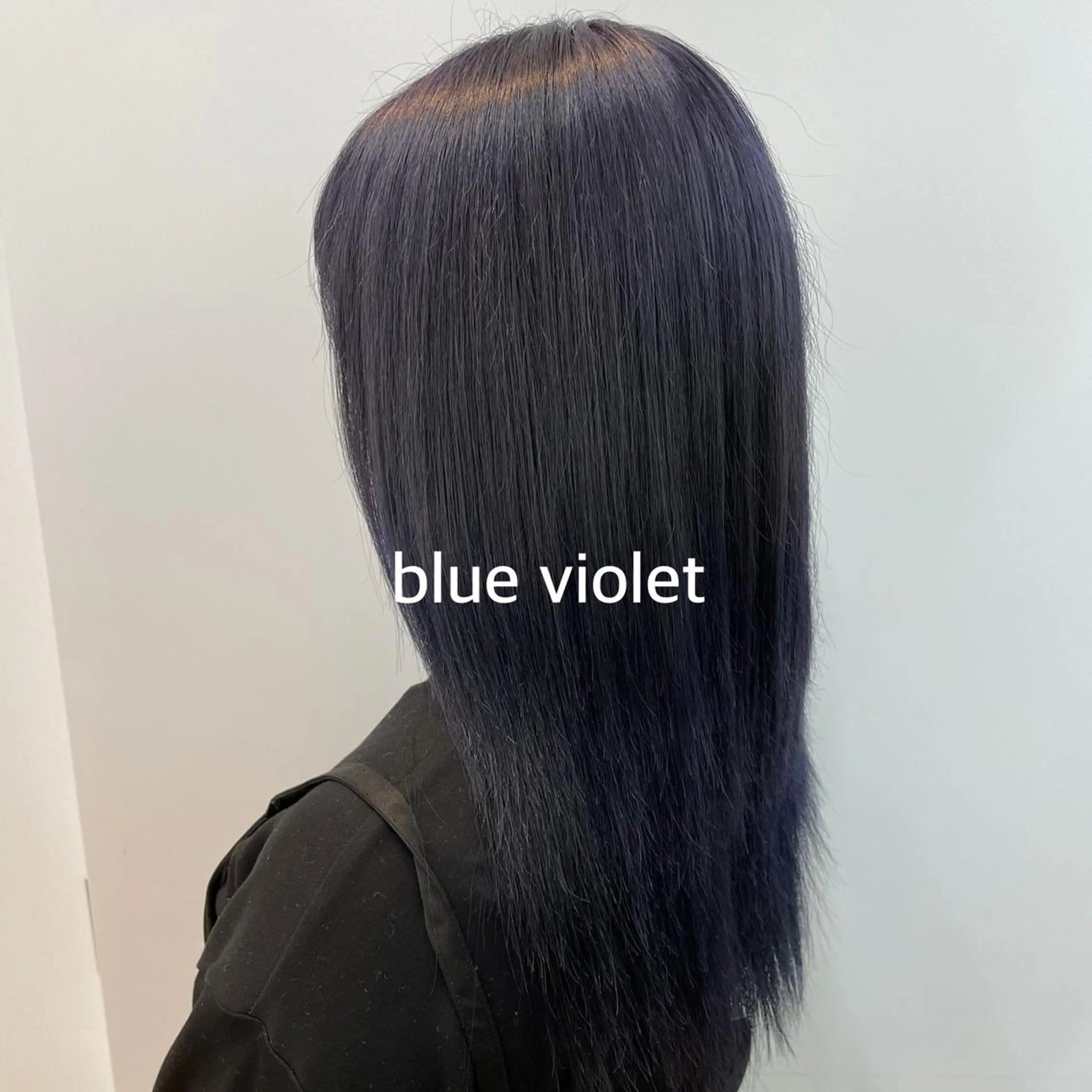 ロング 暖色カラー推し/ トヤエリコのヘアスタイル