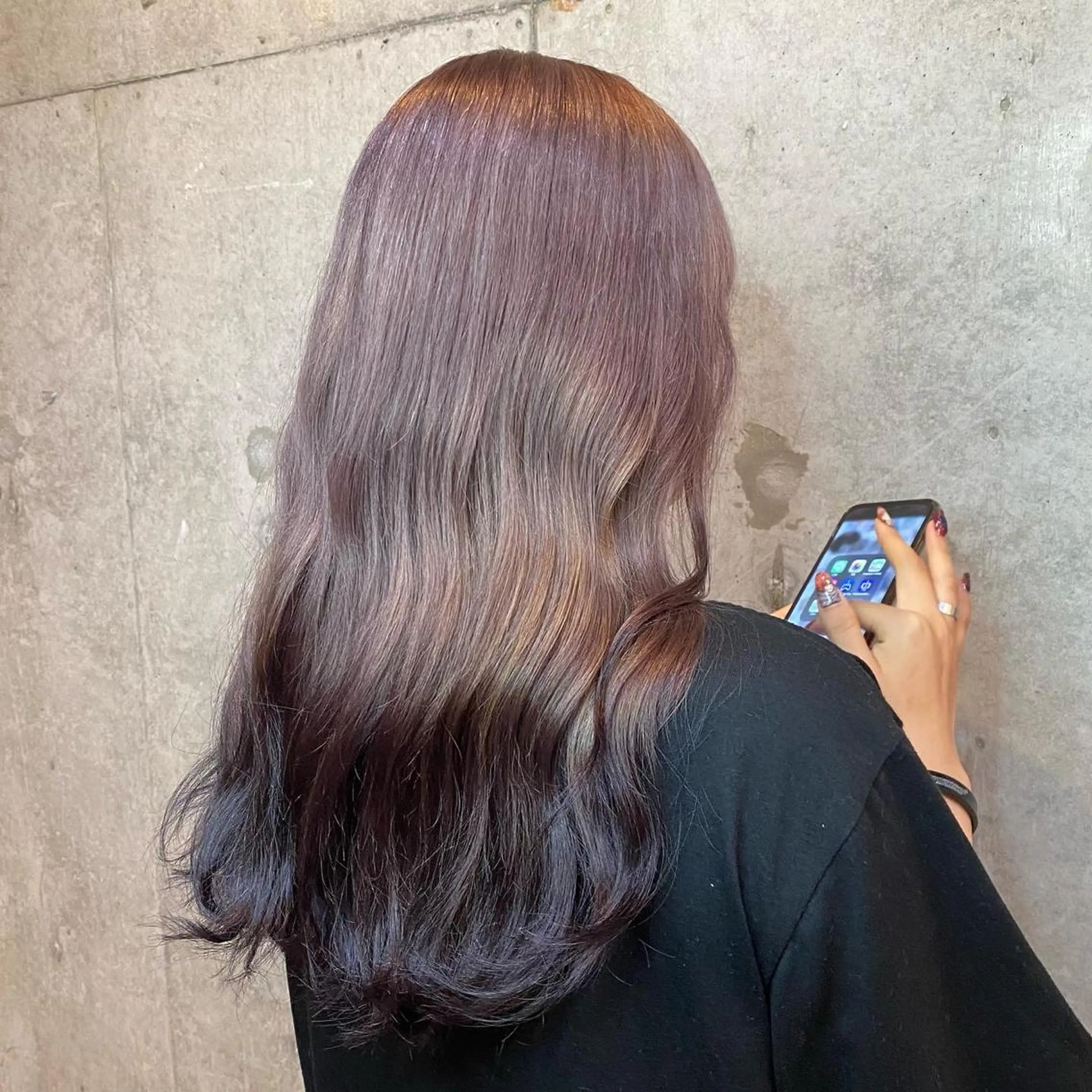 ロング カラー ブリーチ デザインカラー ハイトーンカラー 似合わせカット ウルフカット 梅田l大人韓国ヘア レイヤー×艶カラーのヘアスタイル