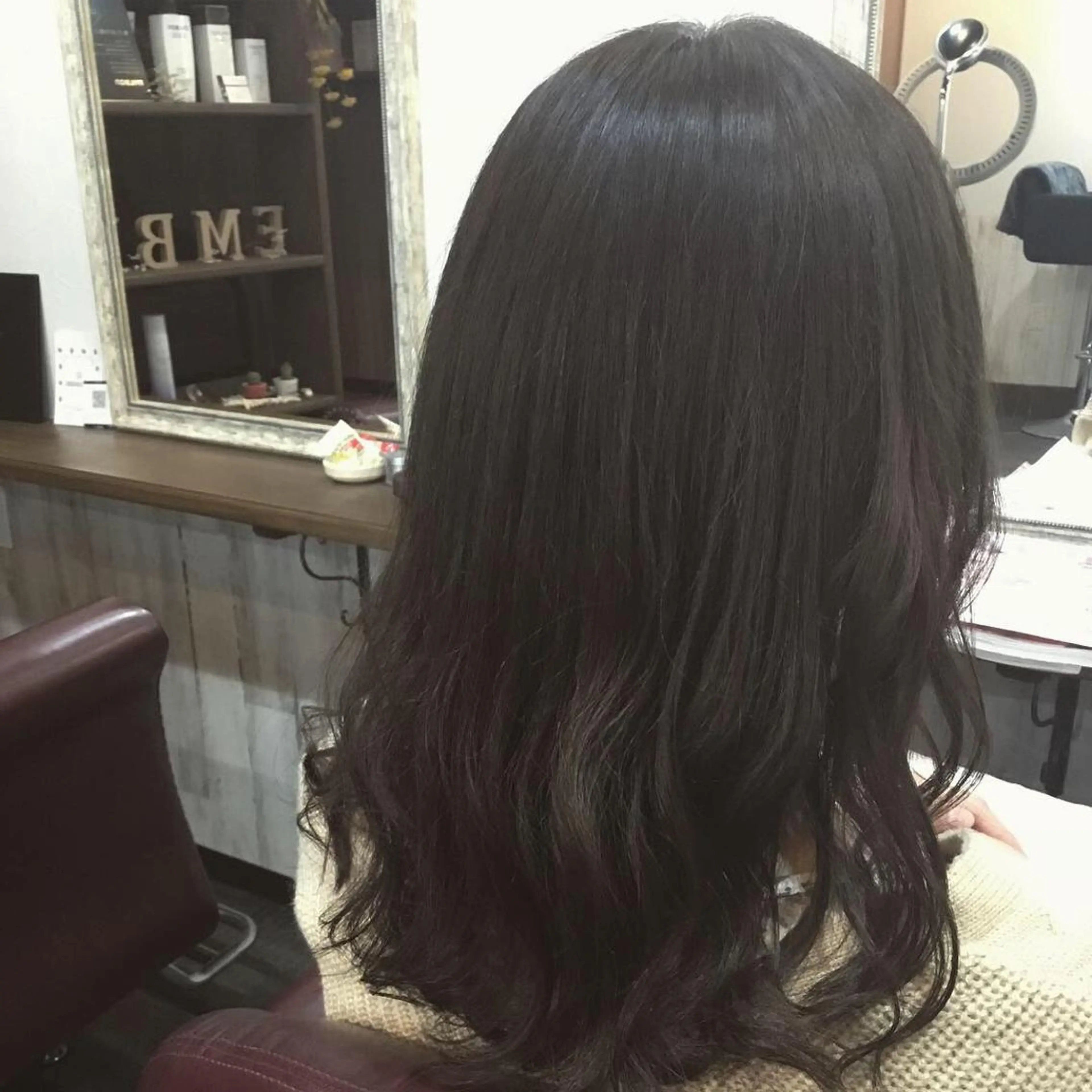 セミロング カラー パーマ 金崎 新吾のヘアスタイル
