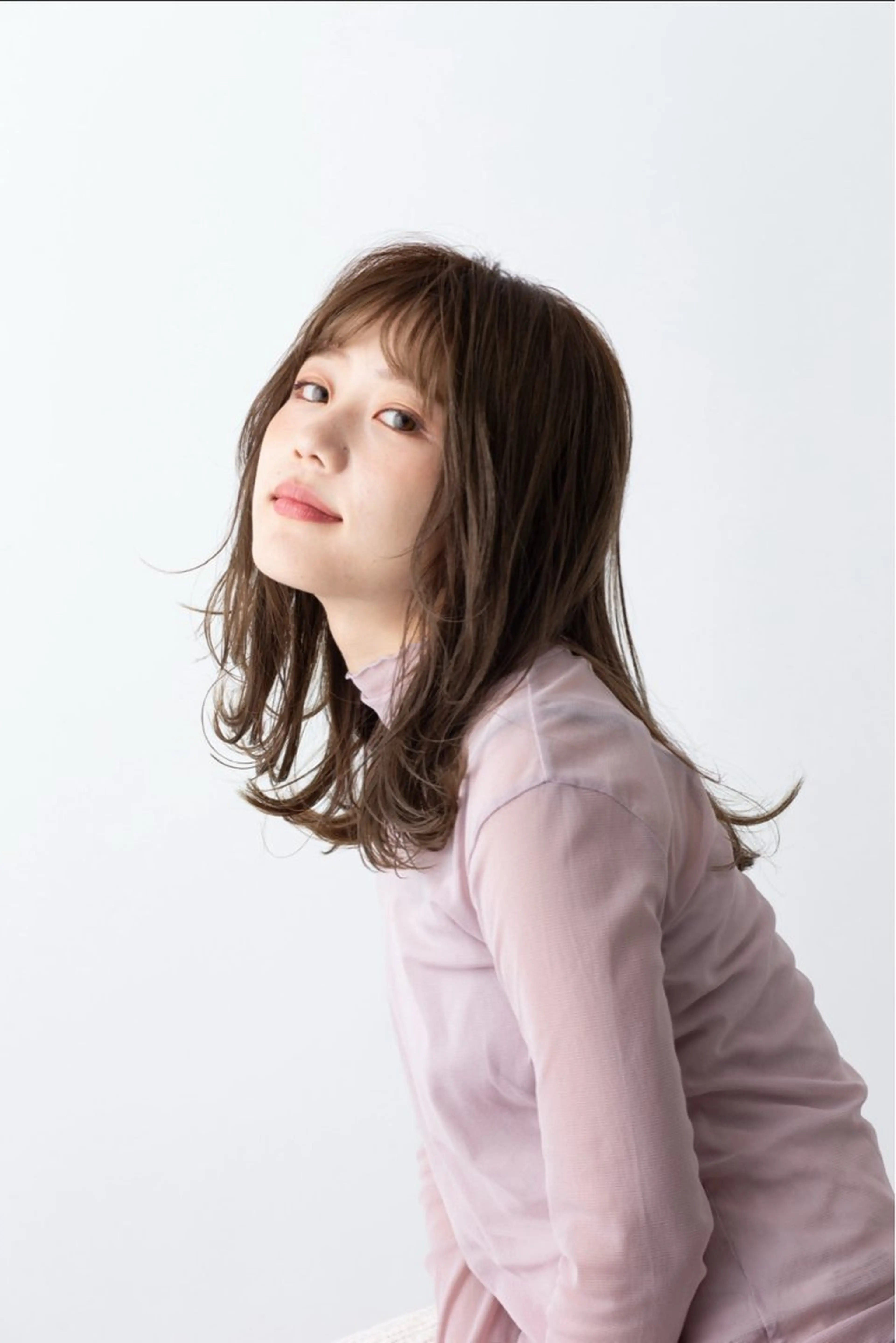 セミロング カラー 透明感カラー 顔周りカット 似合わせカット 園田あずさ/髪質改善 /透明感カラーのヘアスタイル