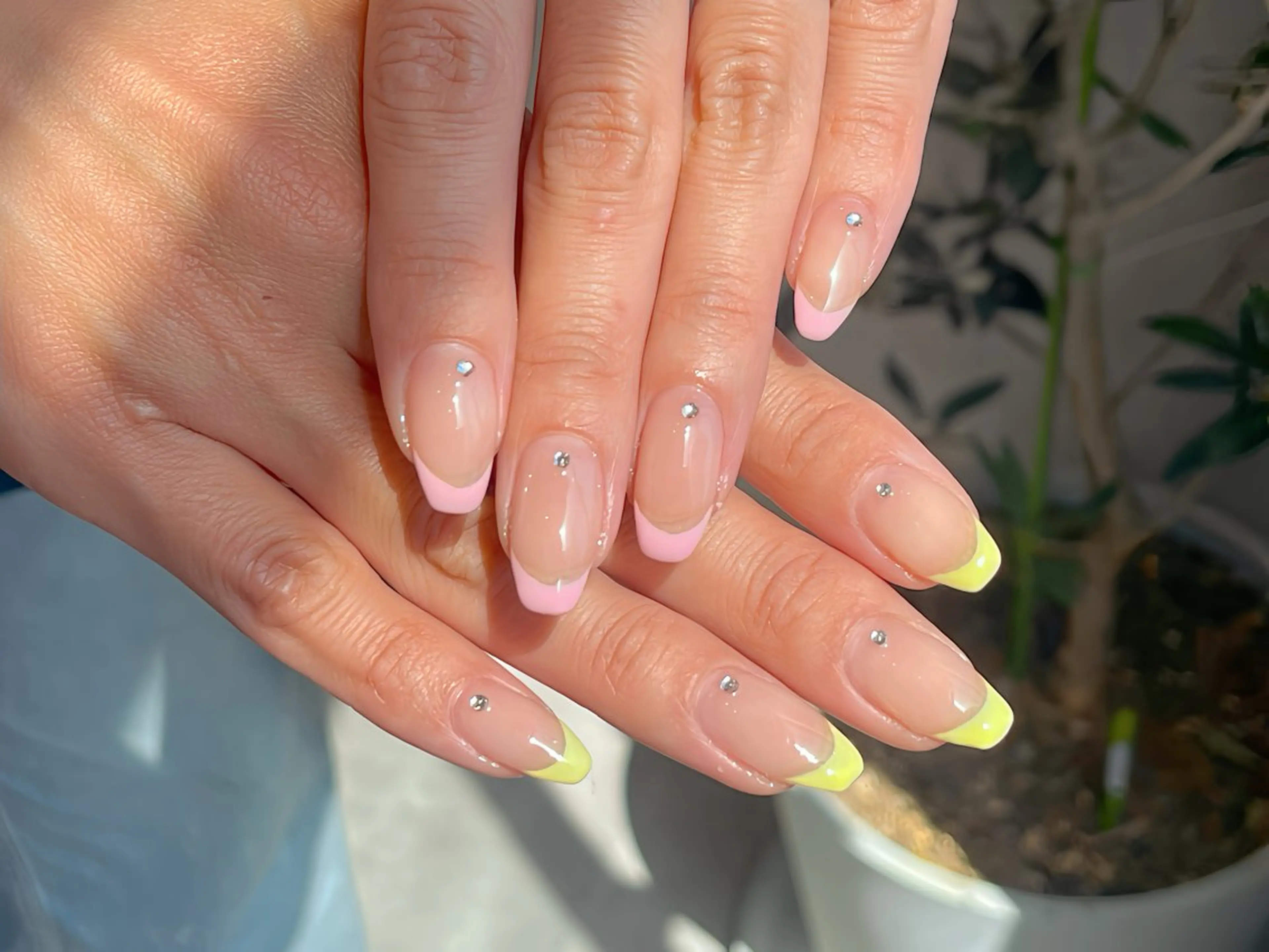 ネイル フラッシュネイル フレンチネイル ジェルネイル マグネットネイル シンプルネイル ハンドネイル em Nailのネイルデザイン