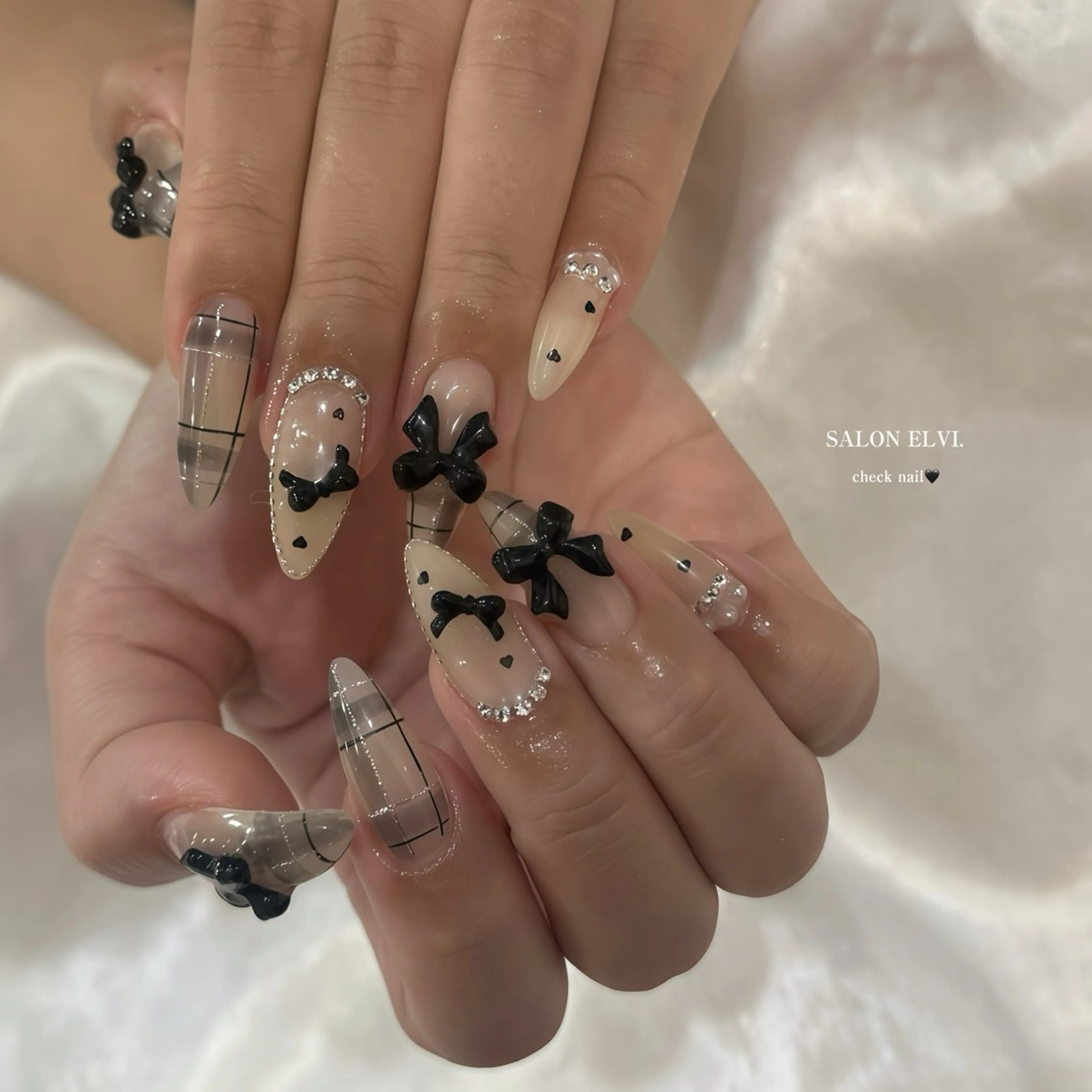 ネイル SALON ELVI.のネイルデザイン