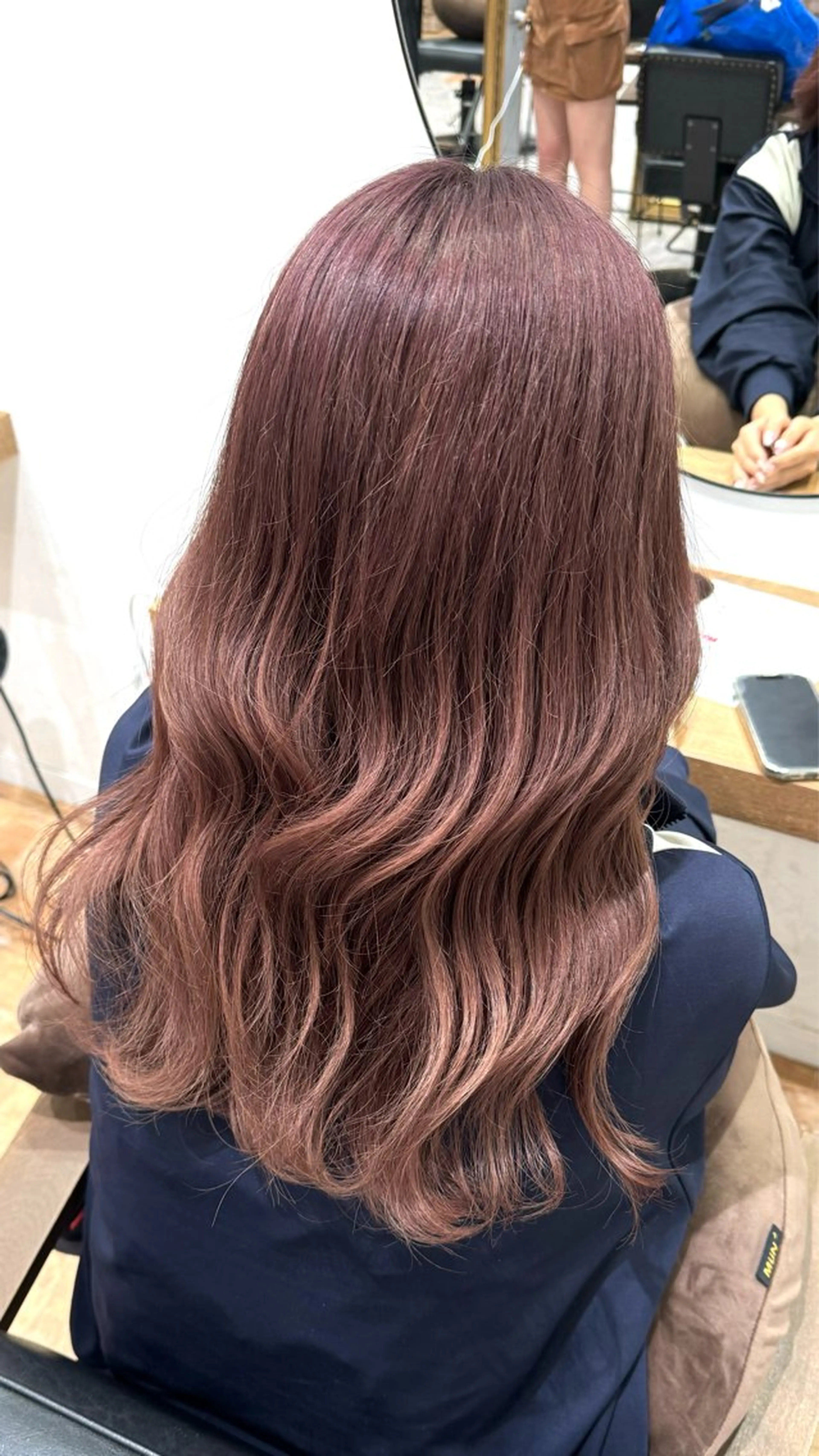 ロング 透明感/オリーブ /わがつまこうすけのヘアスタイル