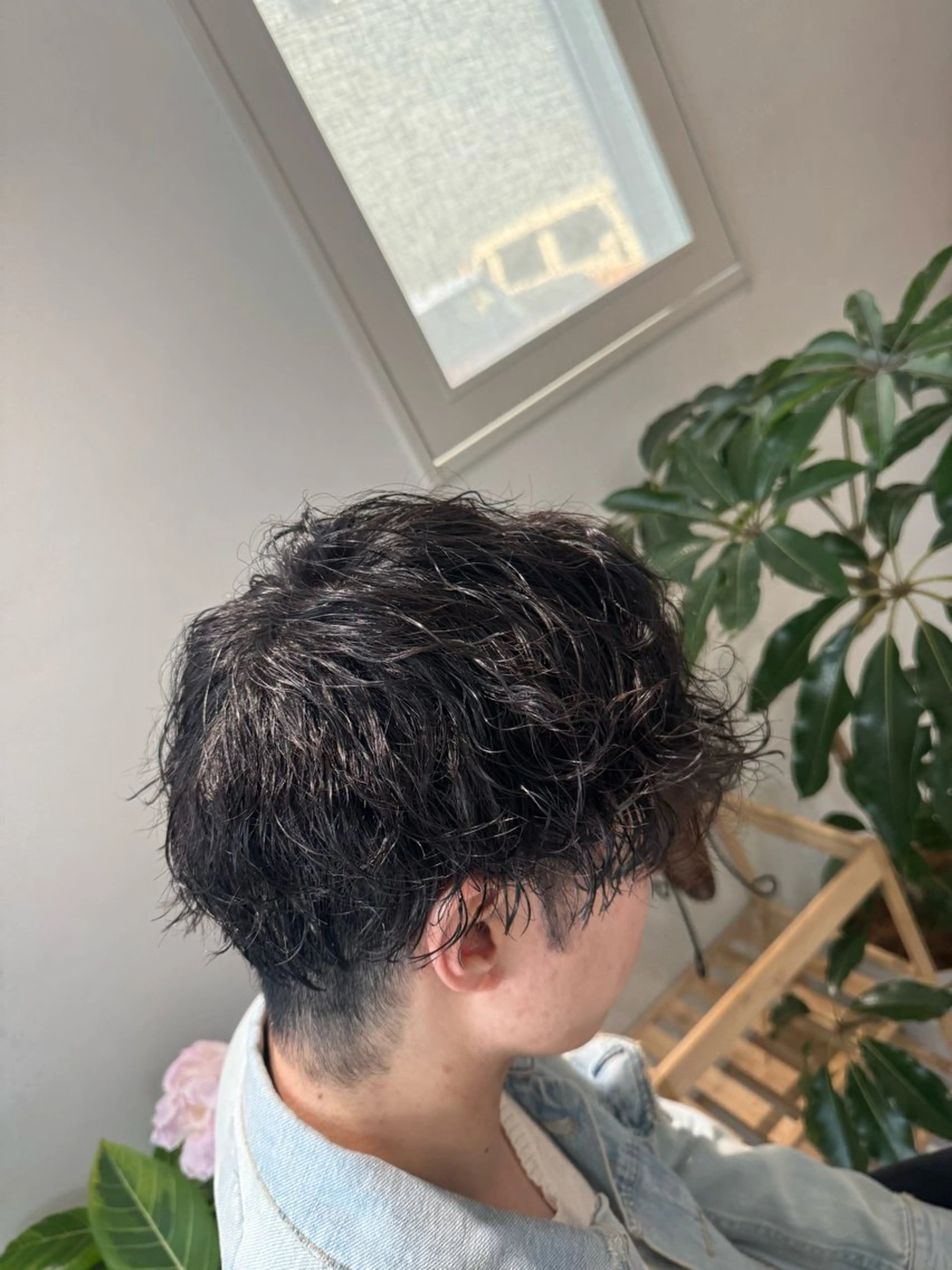 パーマ メンズ メンズパーマ 波巻きパーマ 花見 亜沙美のヘアスタイル