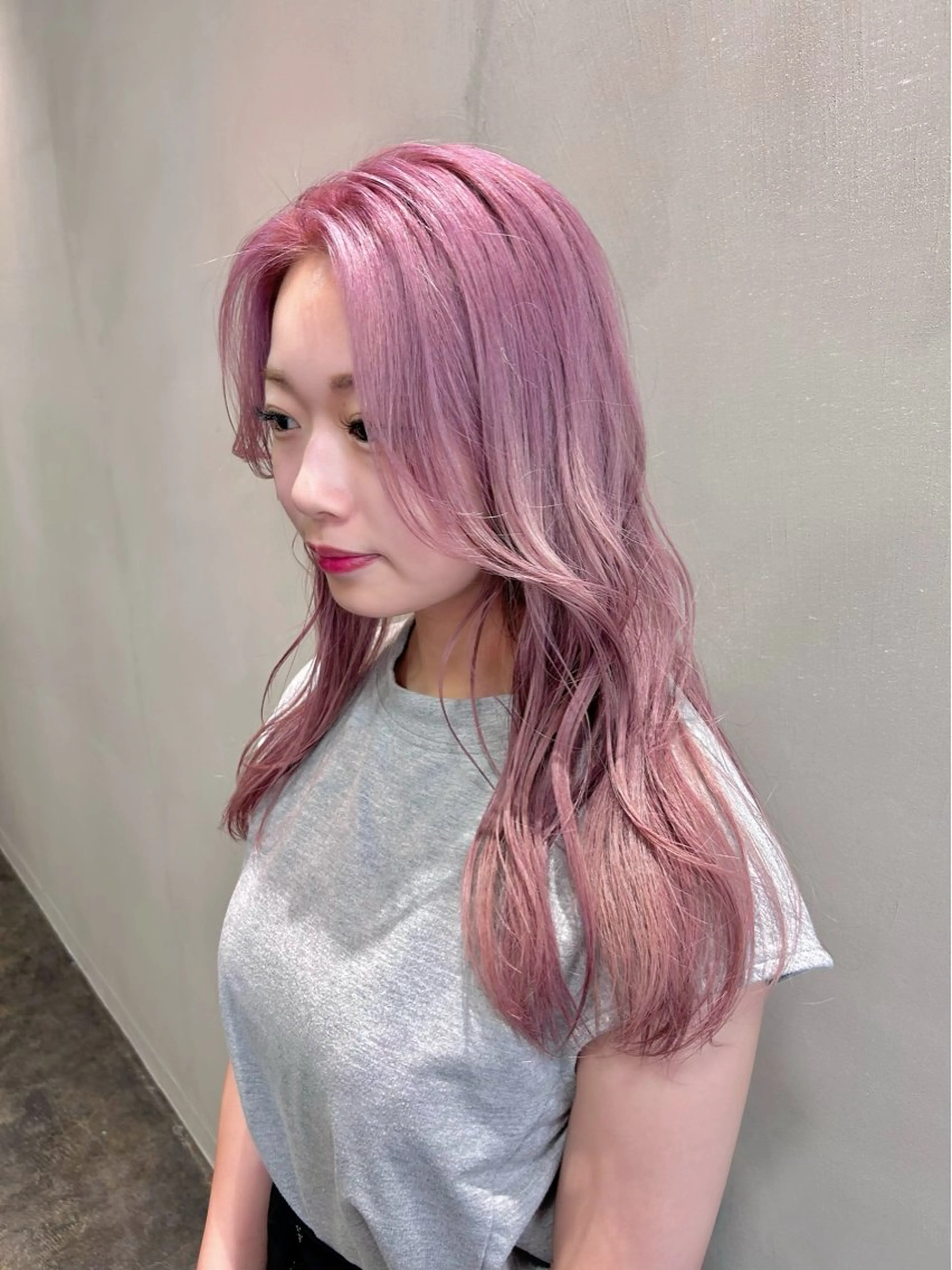 セミロング カット ヘアカラー トリートメント ハイトーン/ブリーチ 🧁soraのヘアスタイル