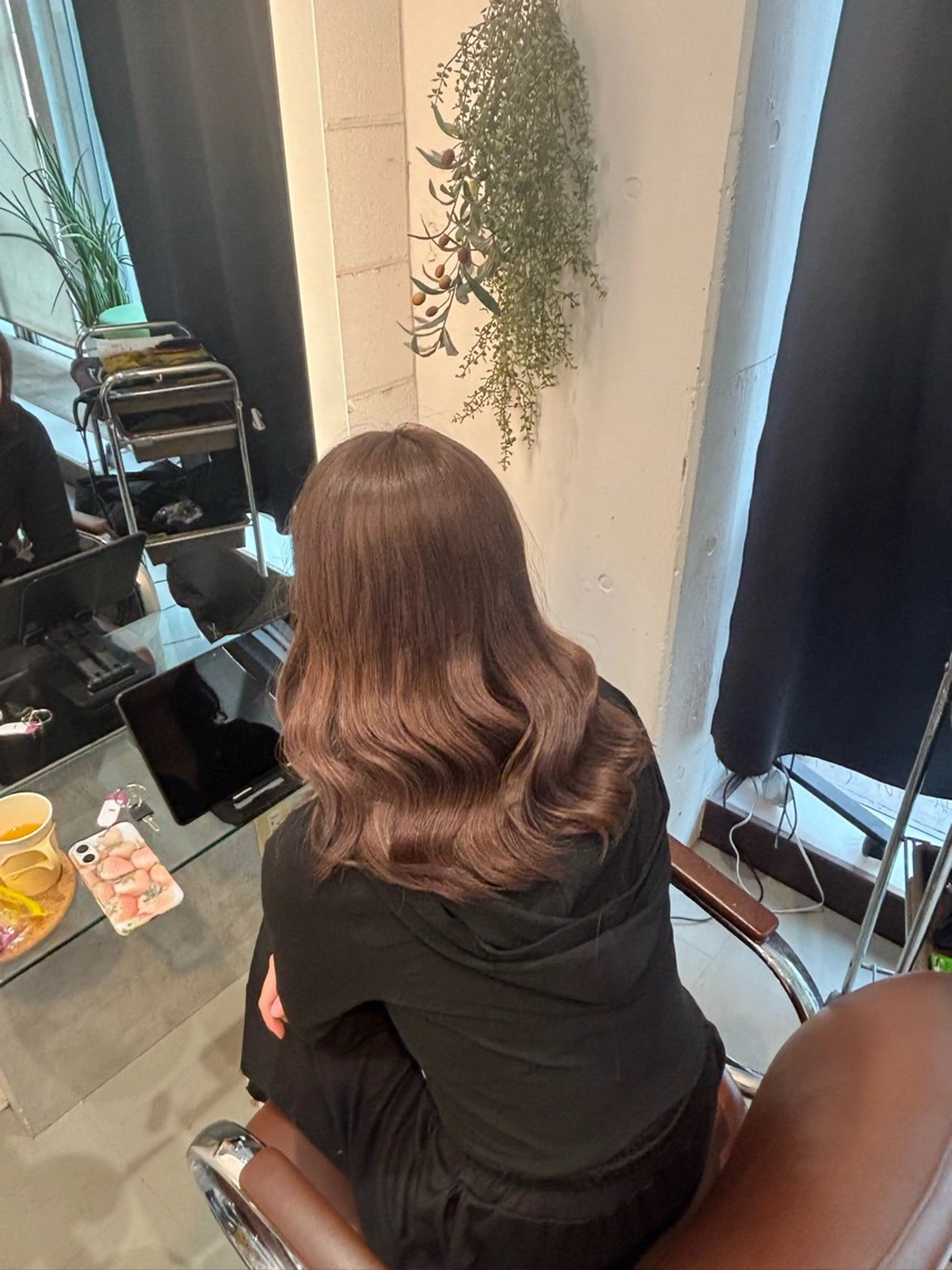 カラー chic 米満 柚月のヘアスタイル