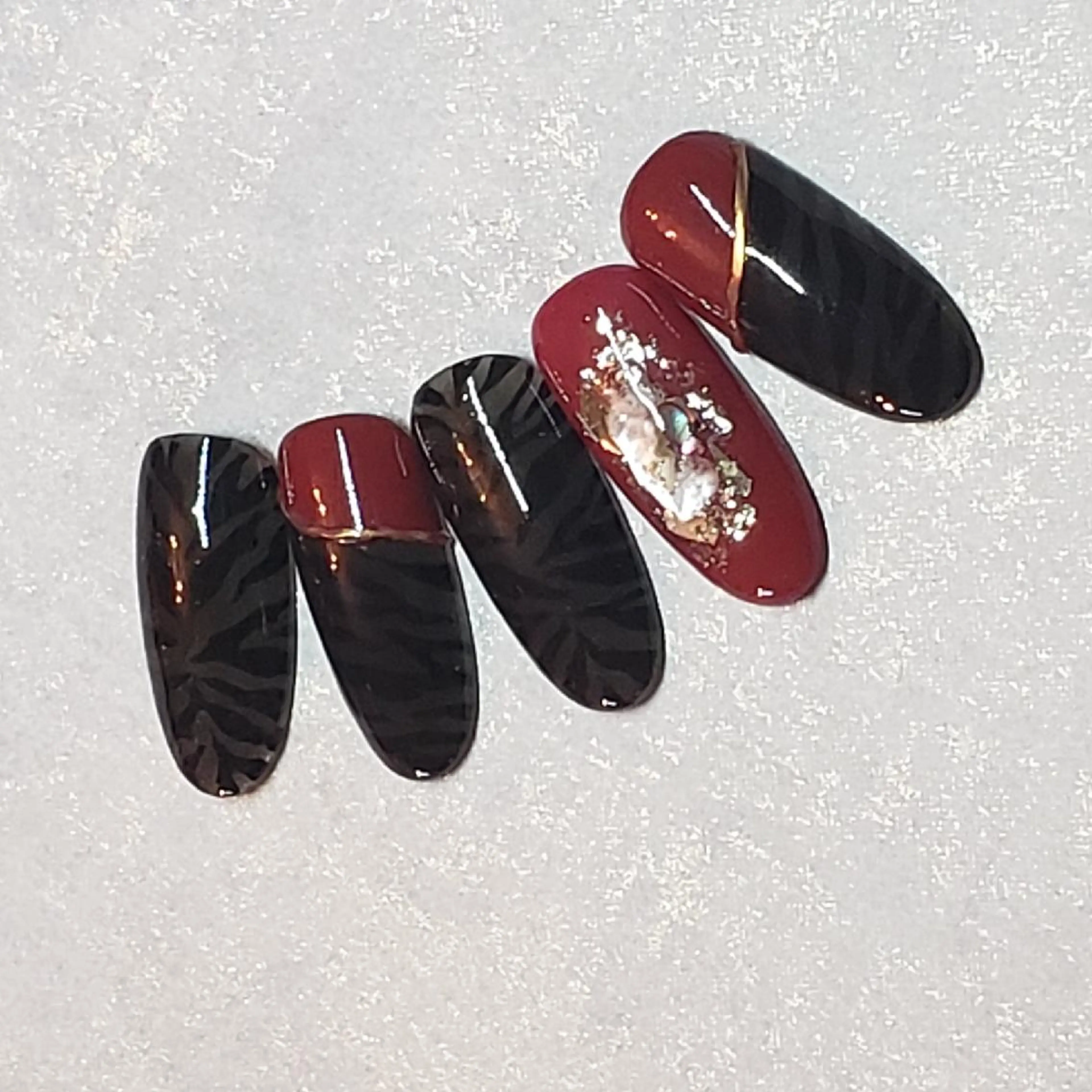 ネイル アニマル柄 Nail Allureのネイルデザイン