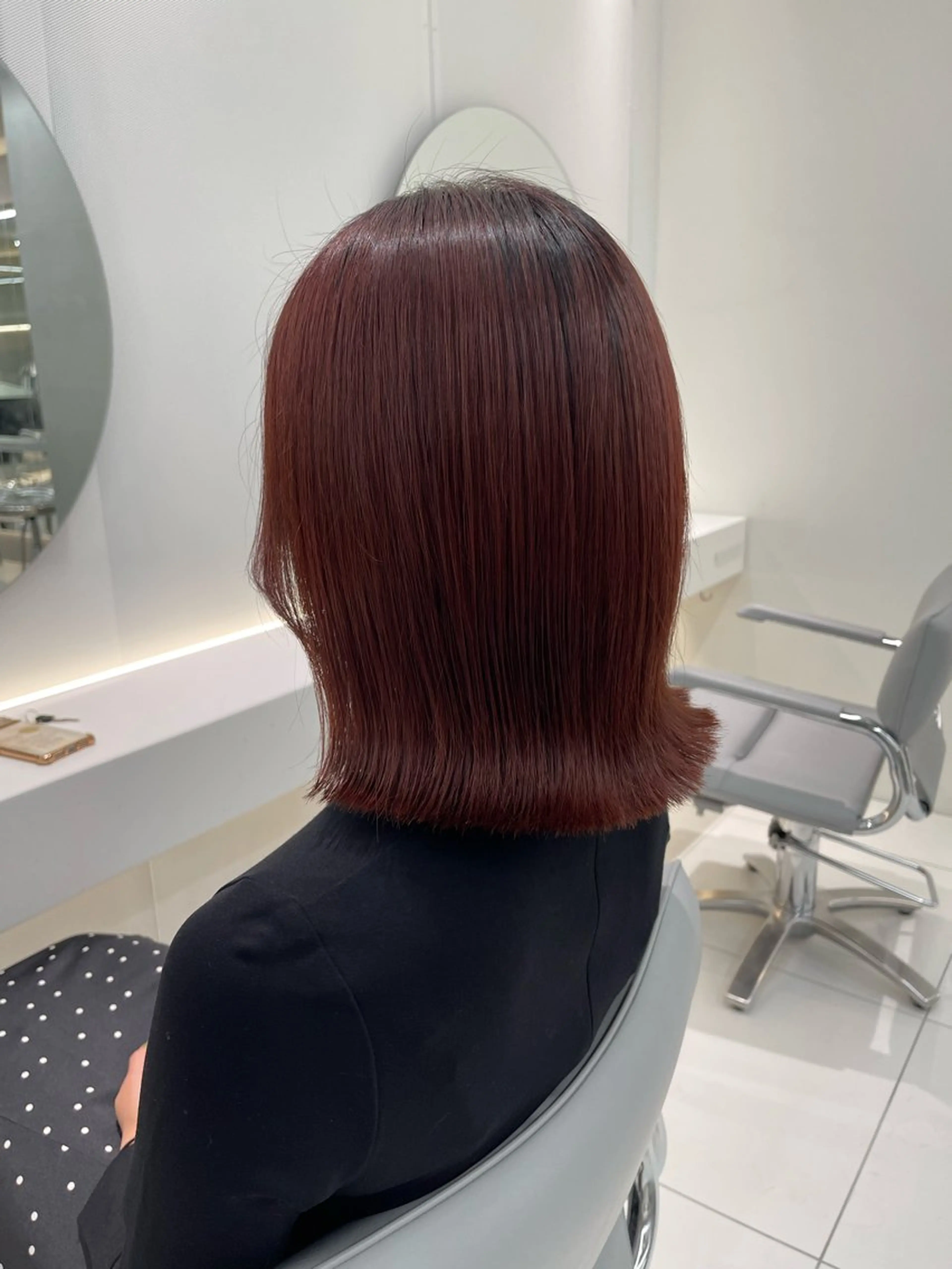 ミディアム カラー カシス レッドカラー トリートメント /カラー/NAOKIのヘアスタイル
