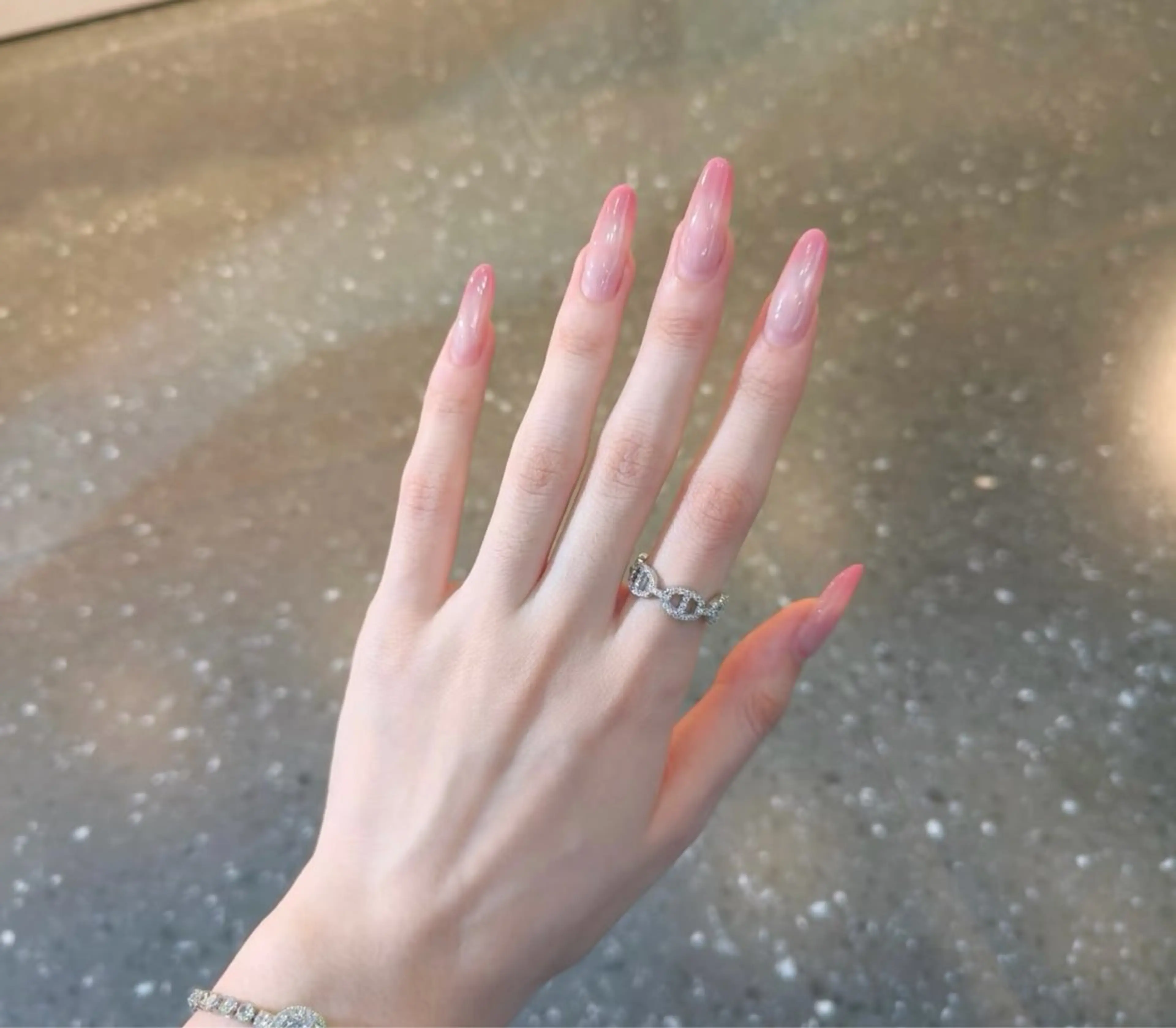 ネイル ハンドネイル Dione Nail カオリのネイルデザイン