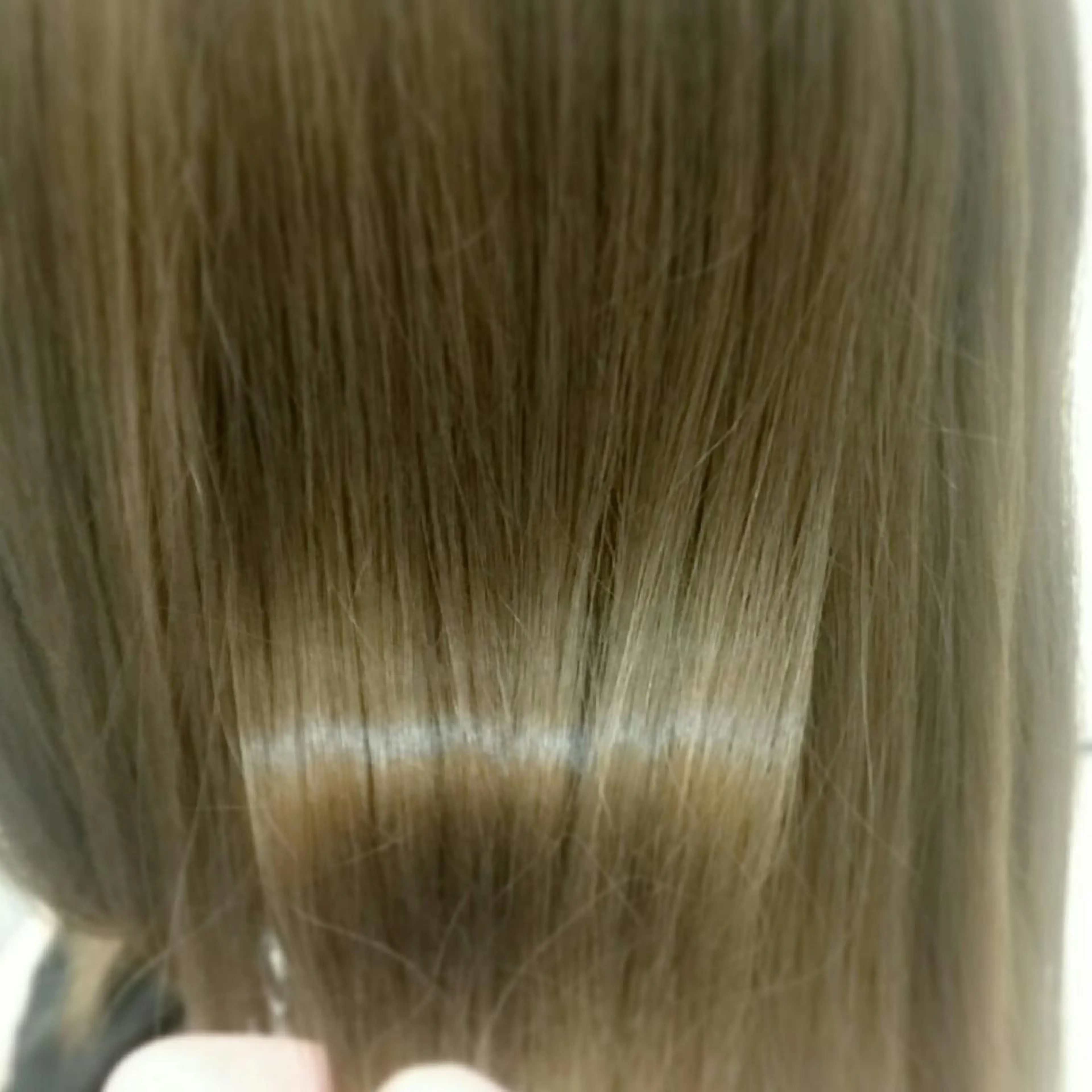 ロング カラー グレージュ イルミナカラー 須賀 一美のヘアスタイル