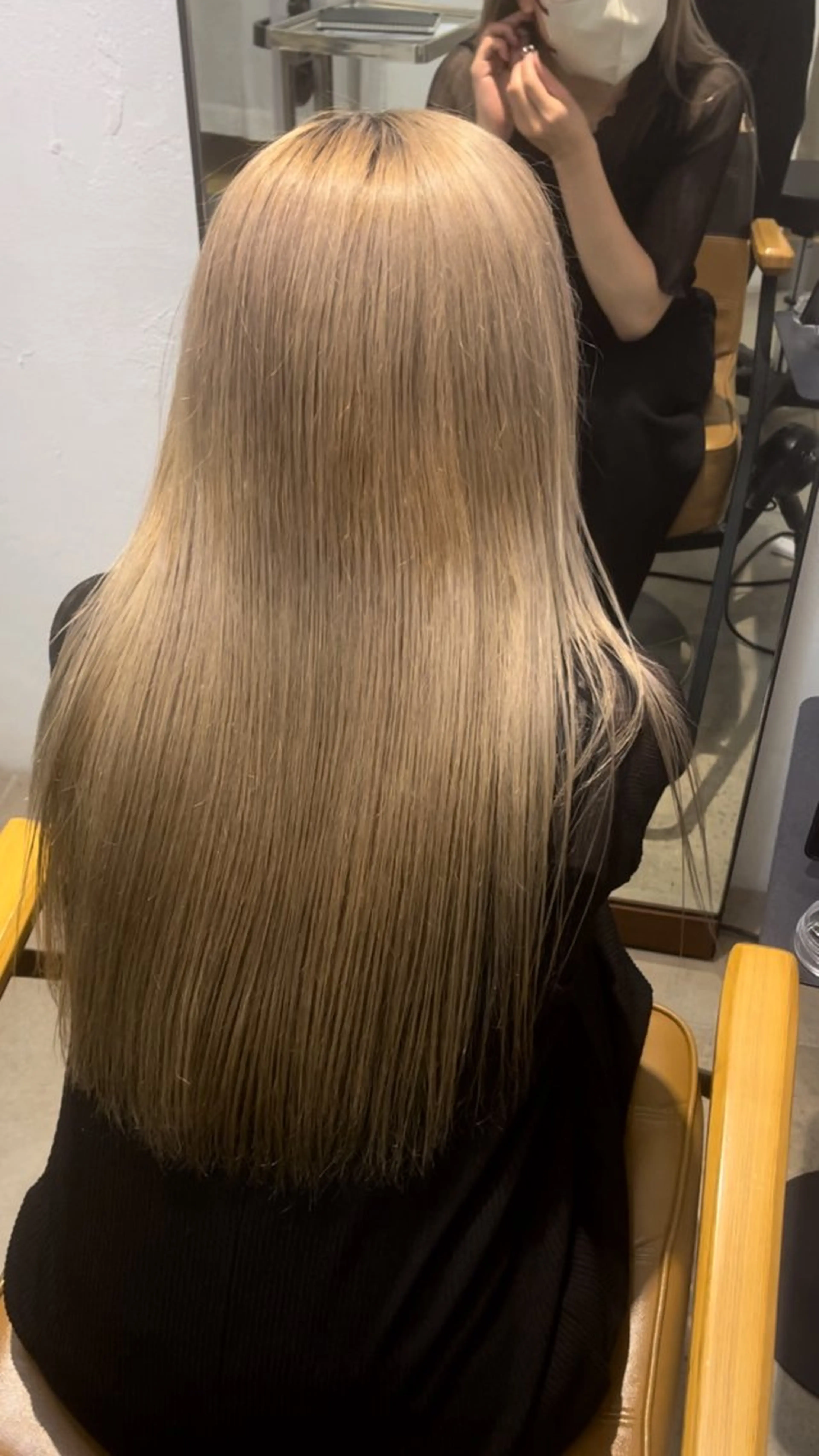 ロング miyu  / 柔らかい透明感カラーのヘアスタイル