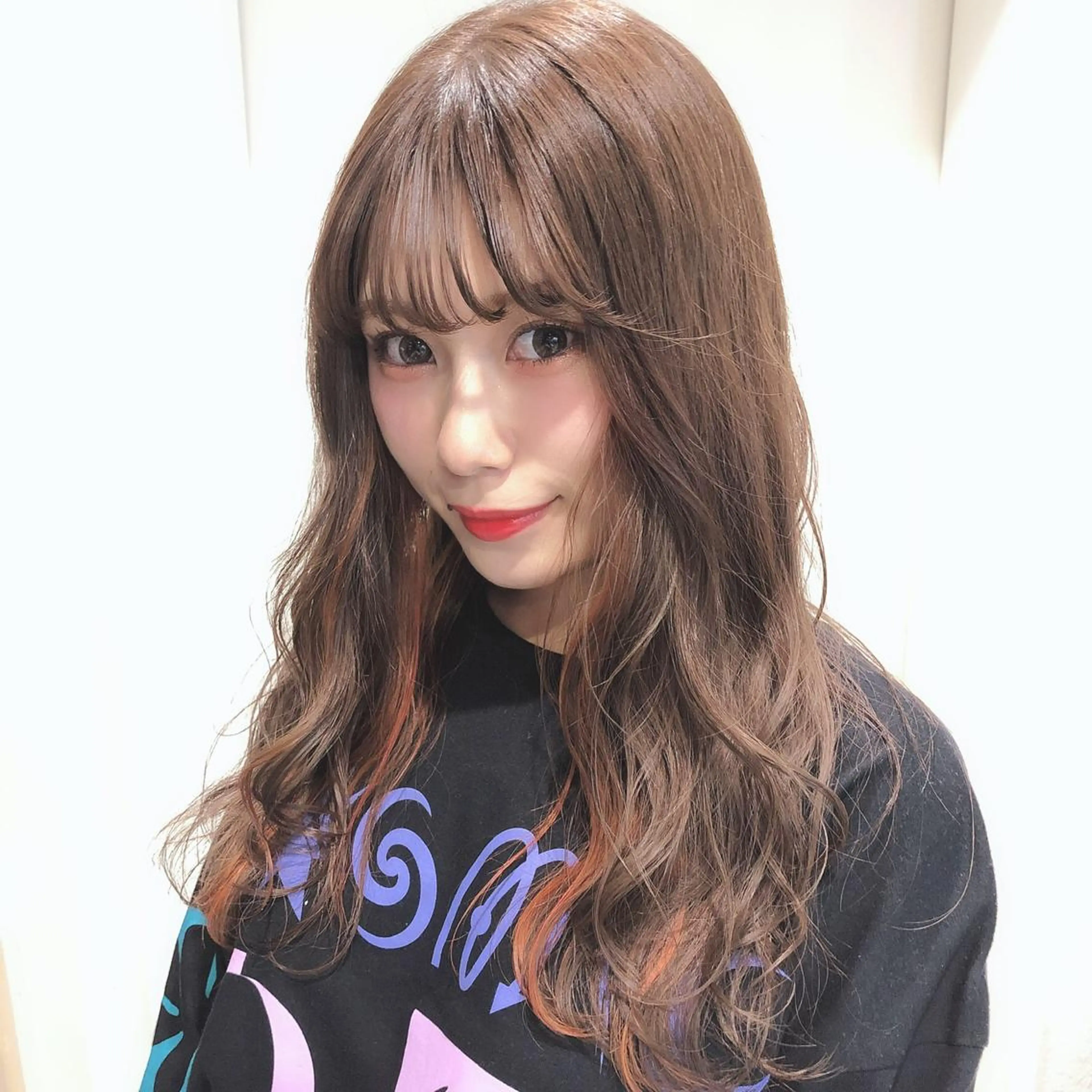 ロング カラー TRENCH　相澤 果歩のヘアスタイル