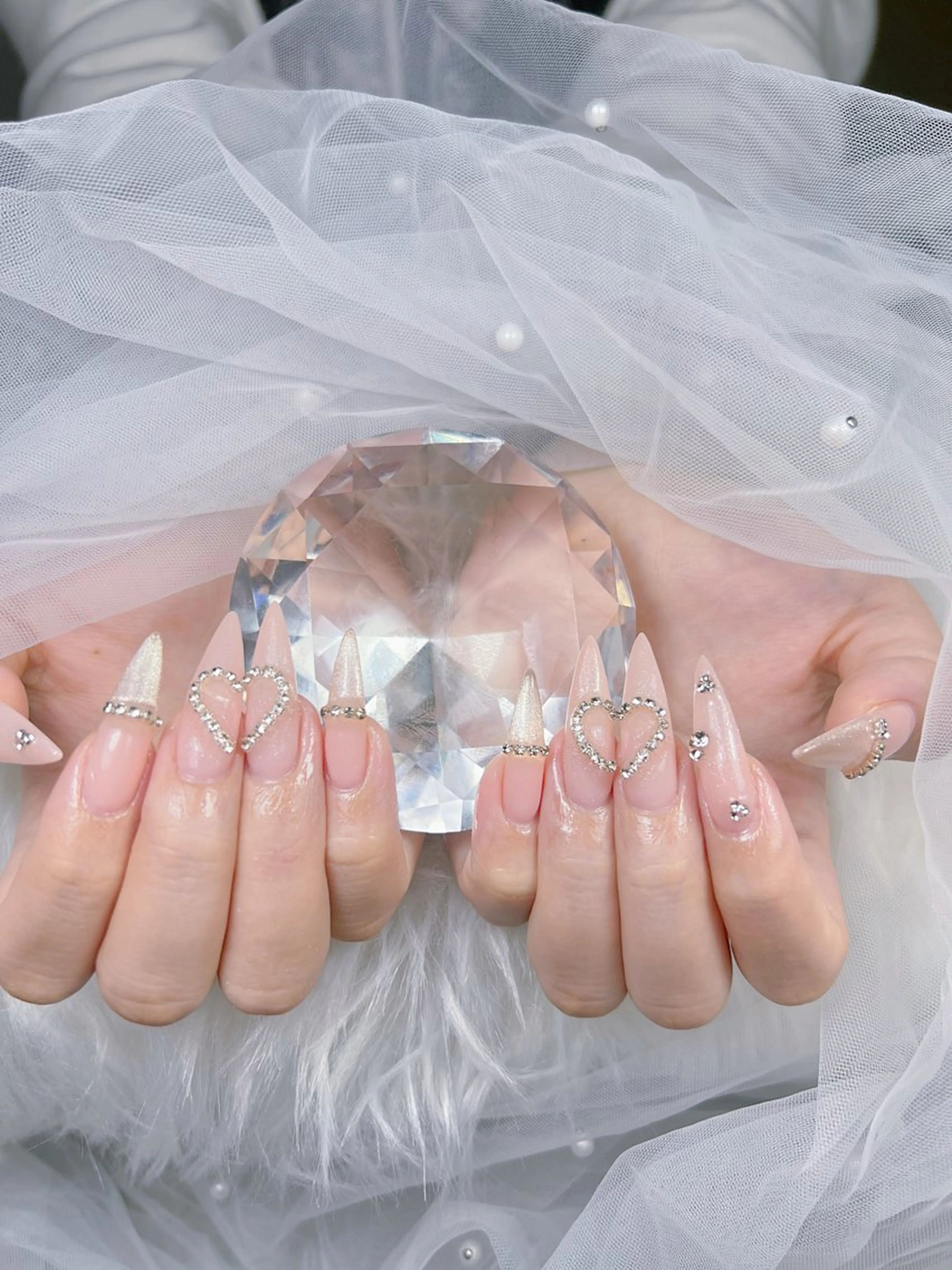 ネイル アートネイル オーロラネイル チークネイル 長さ出し フットネイル ハンドネイル フットネイル ハンドケア Noiranail_ studio川越西口のネイルデザイン