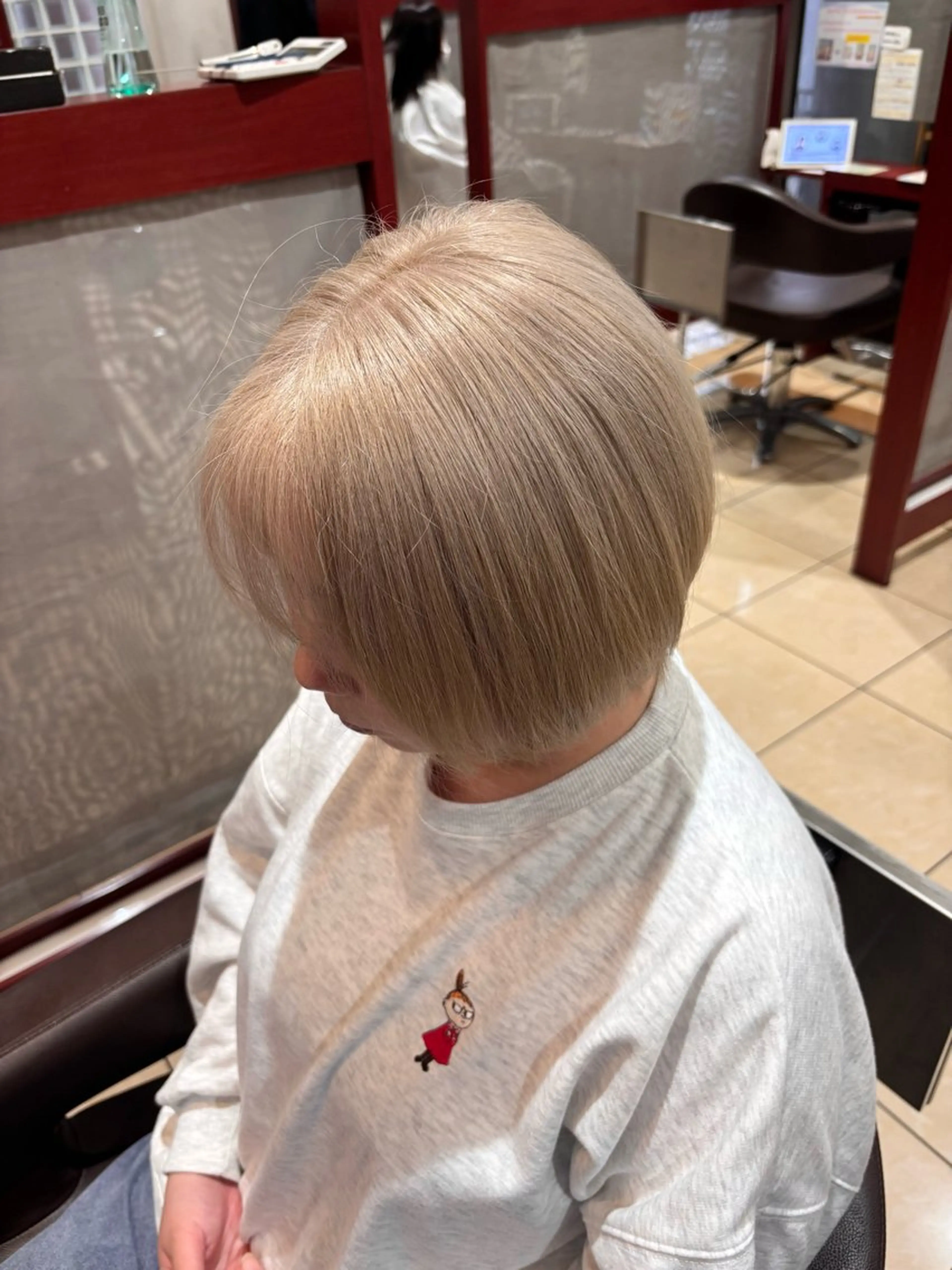 ショート ヘアカラー 坂本 優輝のヘアスタイル