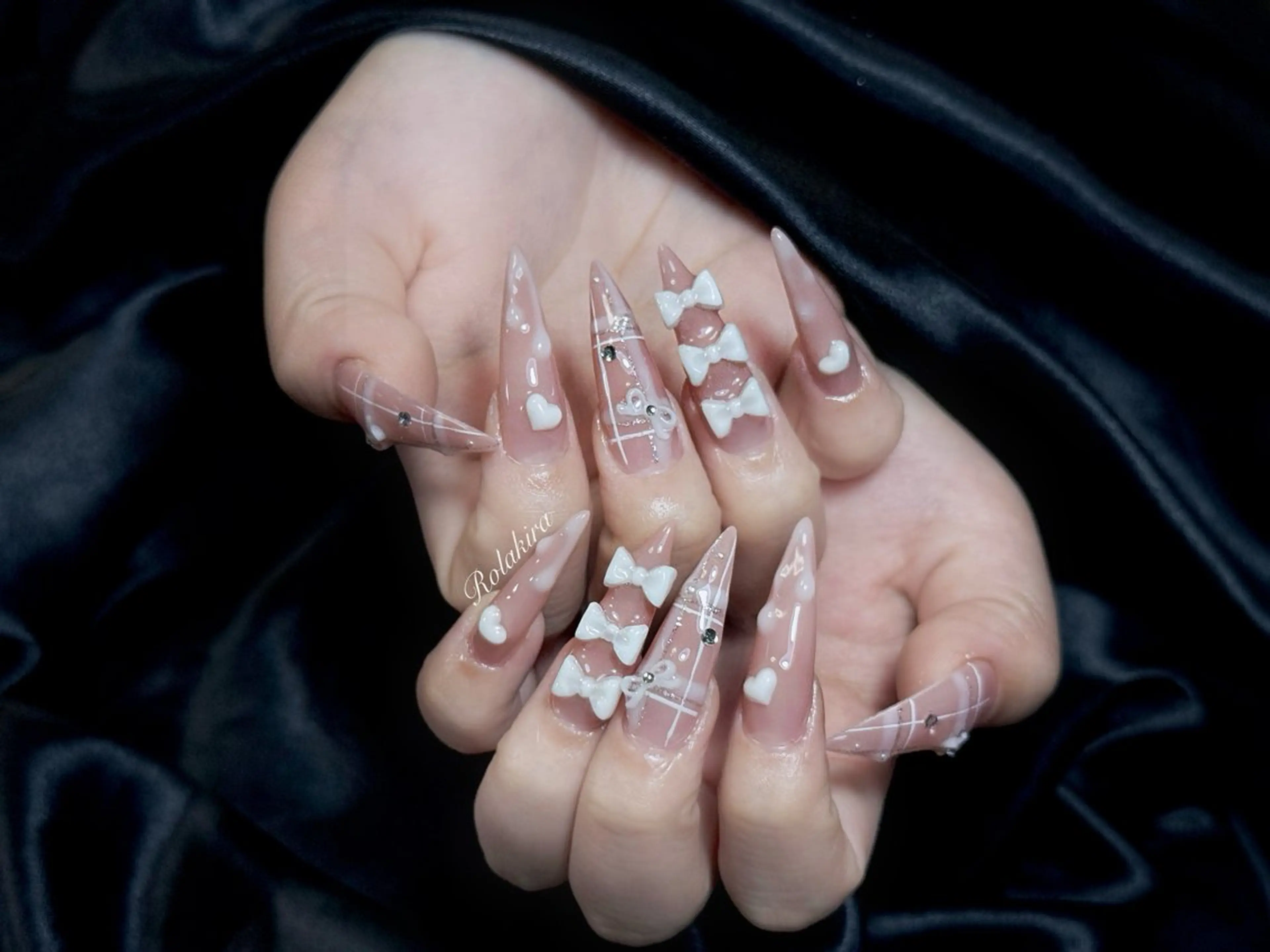 ネイル チークネイル 長さ出し フレンチネイル ジェルネイル 韓国ネイル ハンドネイル Rola kira 麗のネイルデザイン