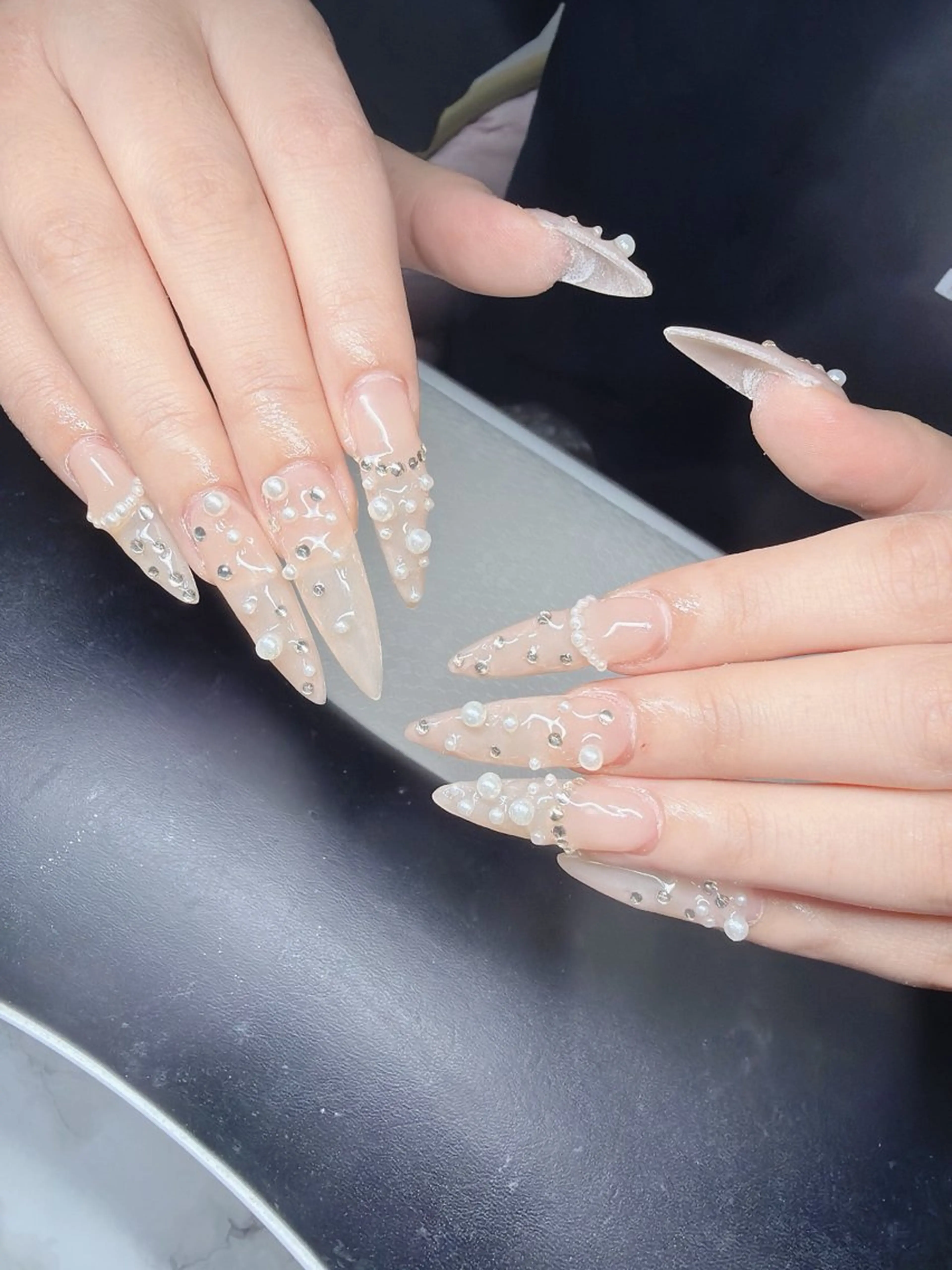 ネイル ハンドネイル Lee Nailsのネイルデザイン