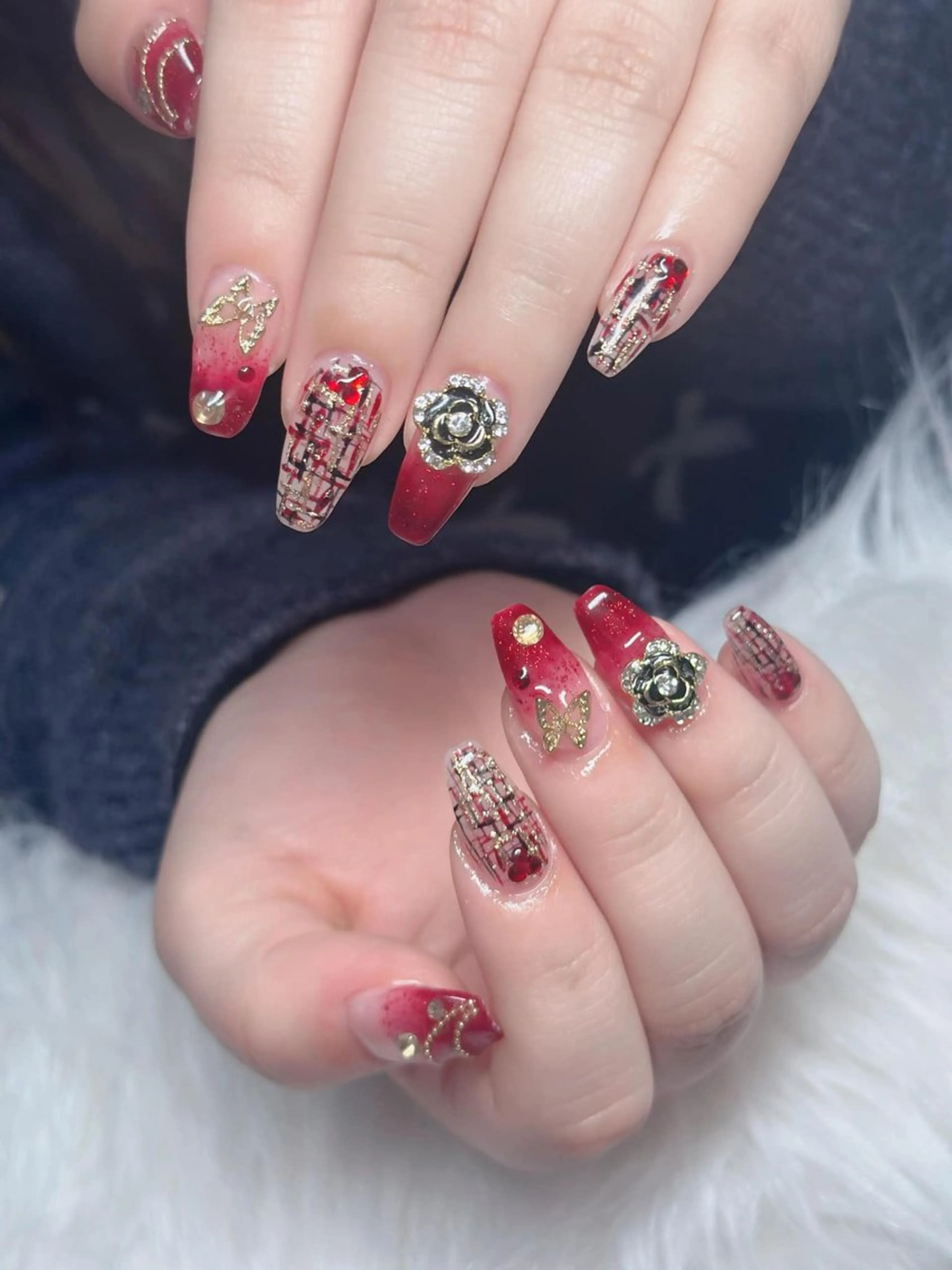ネイル オーロラネイル フレンチネイル ジェルネイル ハロウィン キラキラネイル H.baby Nail Salonのネイルデザイン