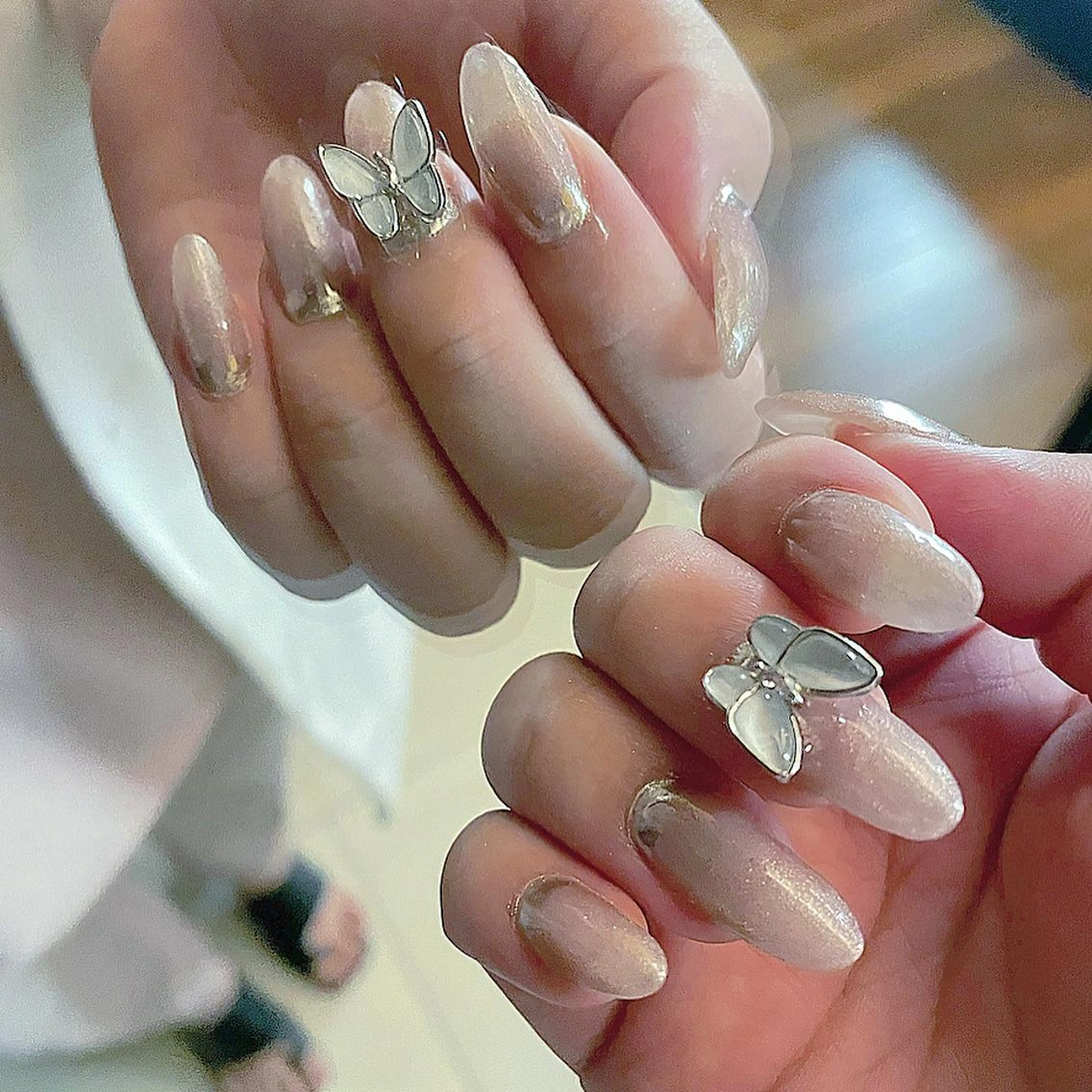 ネイル ハンドネイル 大阪福島韓国束感まつ げ Sayaka🤍のマツエク・マツパデザイン