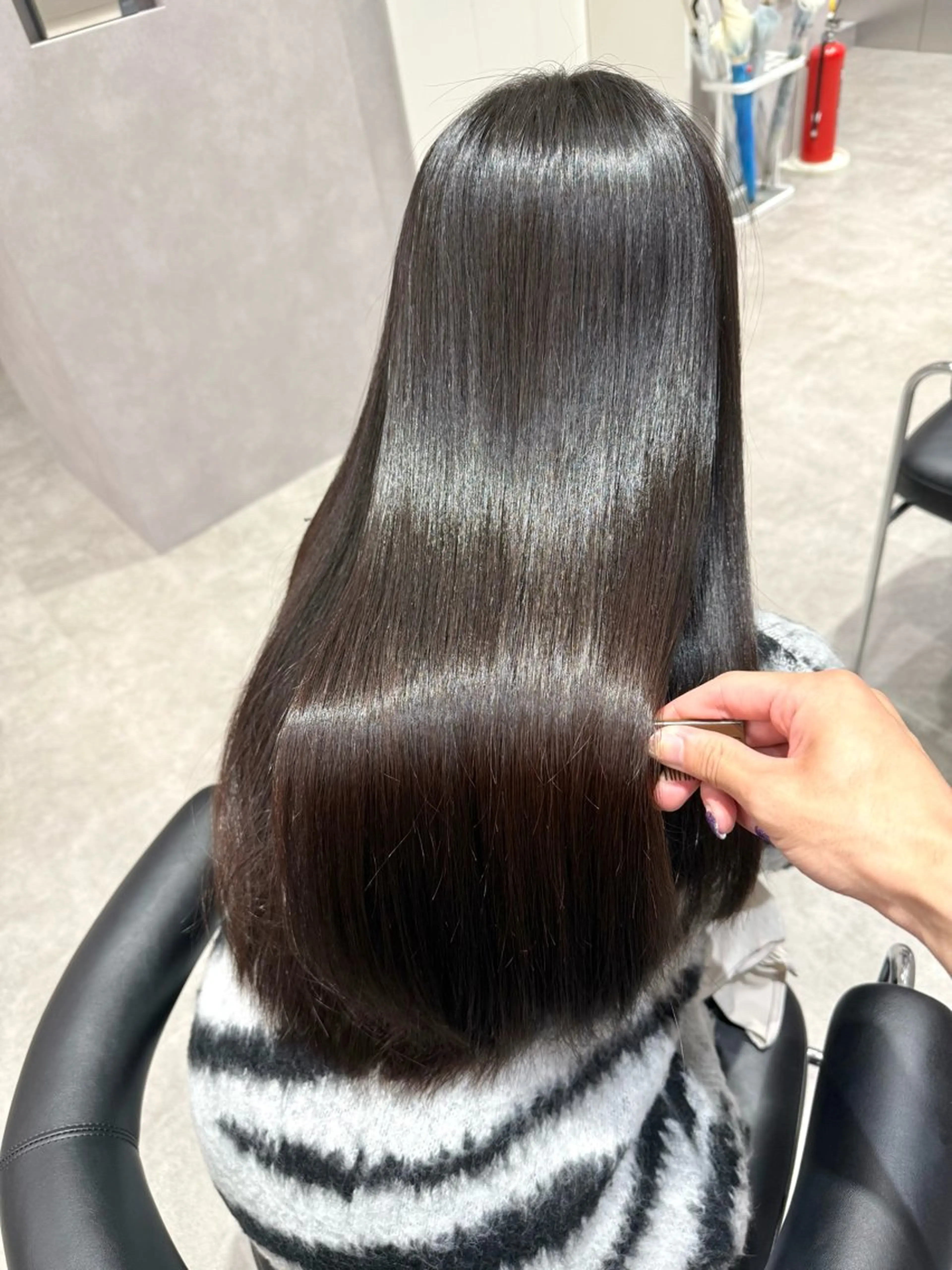 ロング カラー パーマ ヘアアレンジ 髪質改善 縮毛矯正 トリートメント ストレートパーマ 縮毛矯正 トリートメント 縮毛矯正/髪質改善/ ブリーチ毛/木元渓太のヘアスタイル