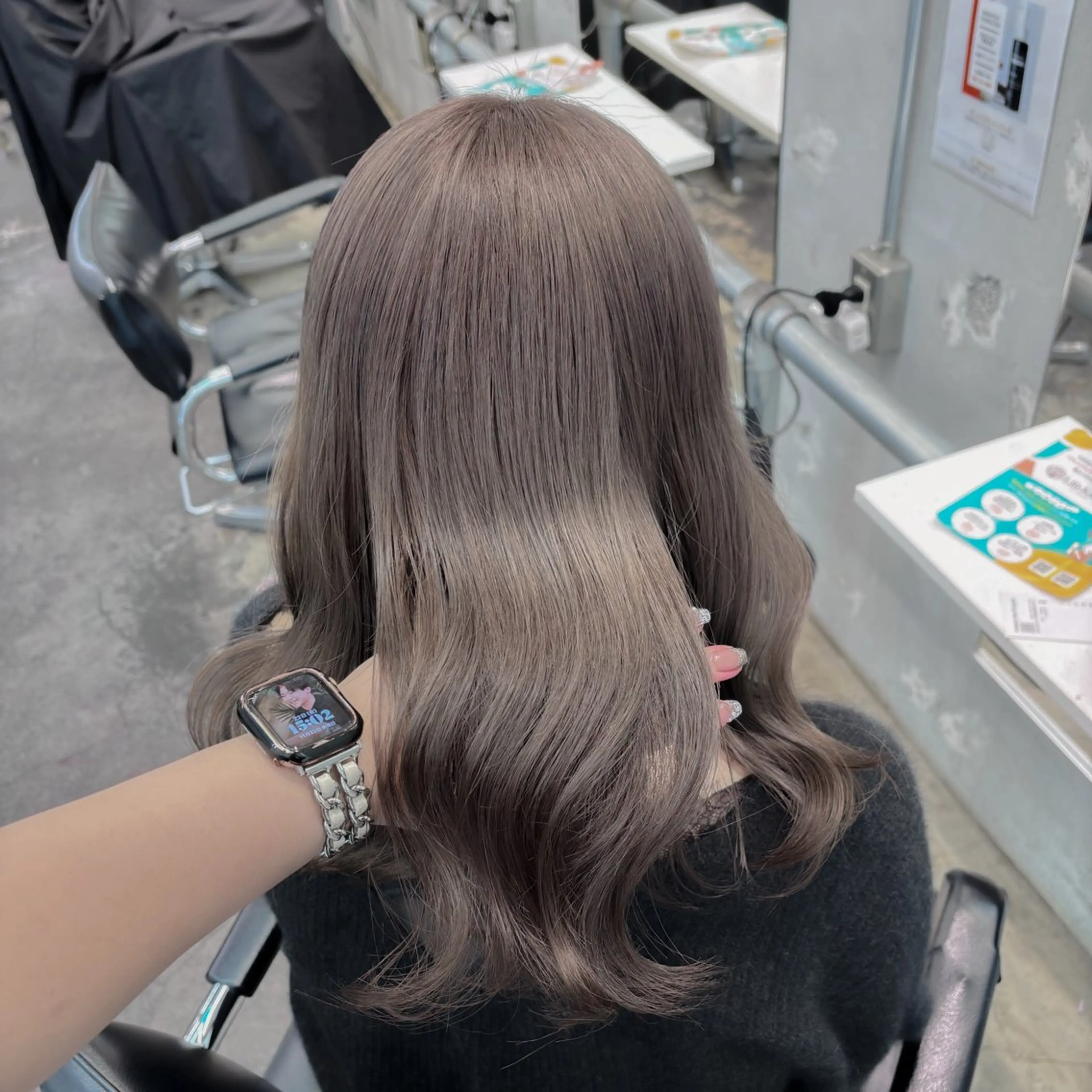 ロング カラー ヘアアレンジ グレージュ 🎀モテ暖色× エクステ🎀あかりのヘアスタイル