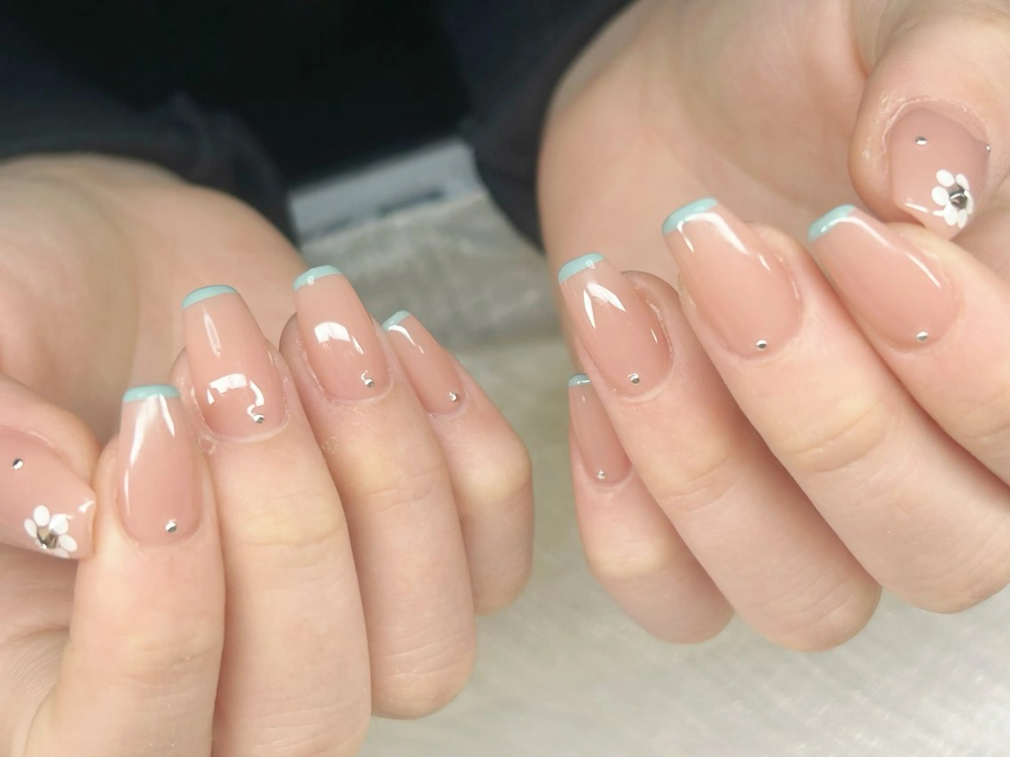 ネイル アートネイル チークネイル 成人式 入学式 長さ出し ハンドネイル Lino Nailのネイルデザイン