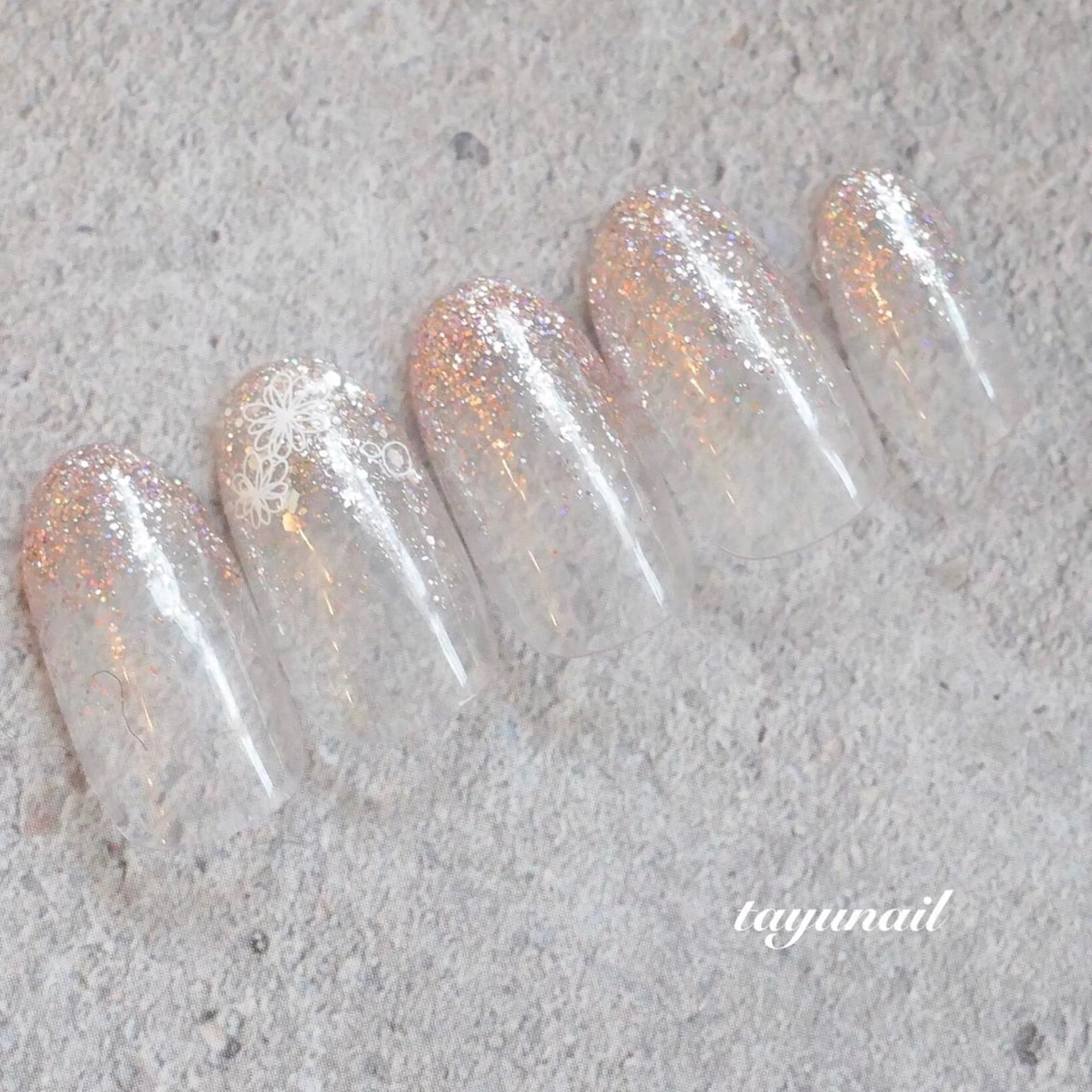 ネイル アートネイル フラワーネイル ジェルネイル グラデーション ニュアンスネイル ハンドネイル ネイルサロン 【たゆnail】のネイルデザイン