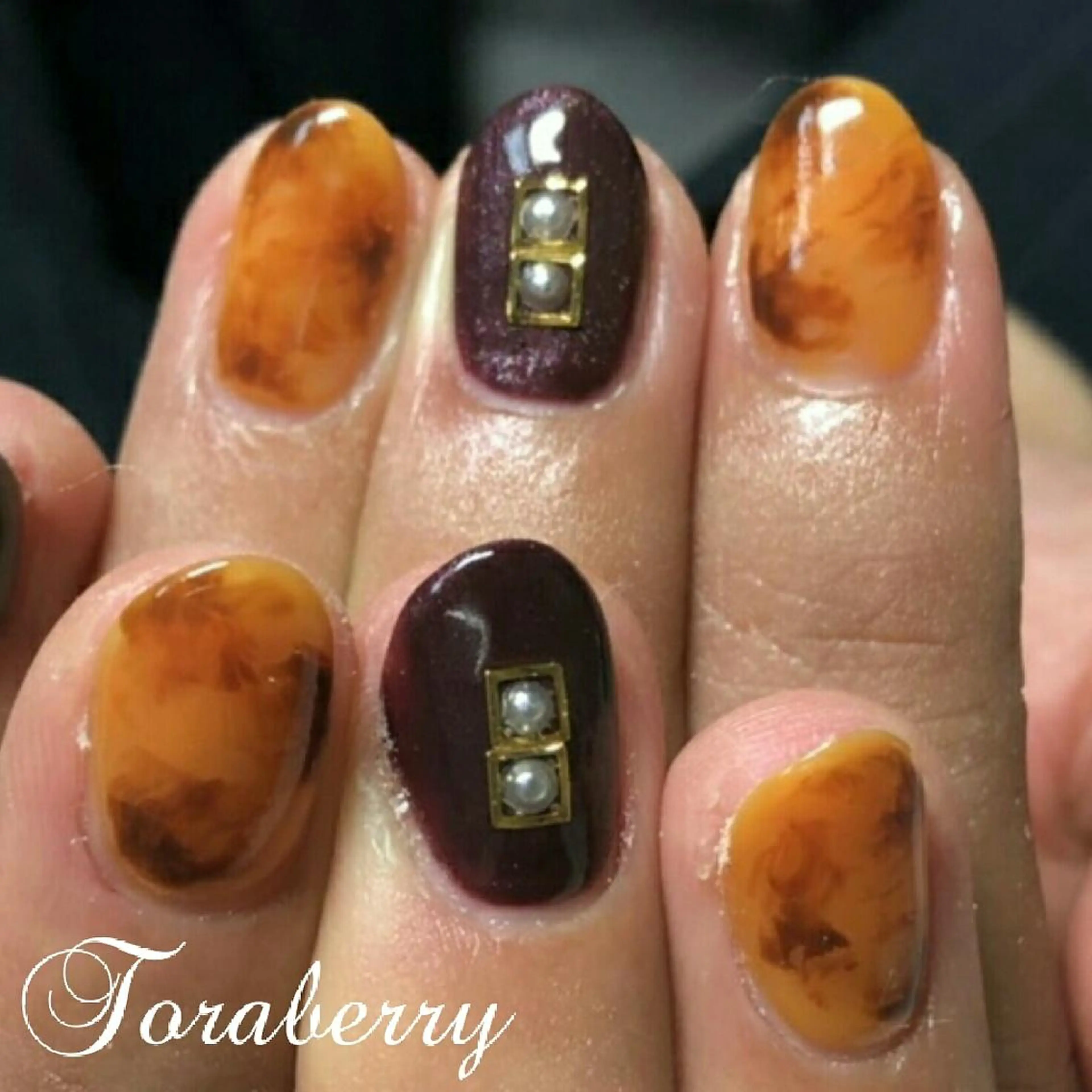 ネイル べっ甲ネイル ハンドネイル ネイリスト なつみのネイルデザイン